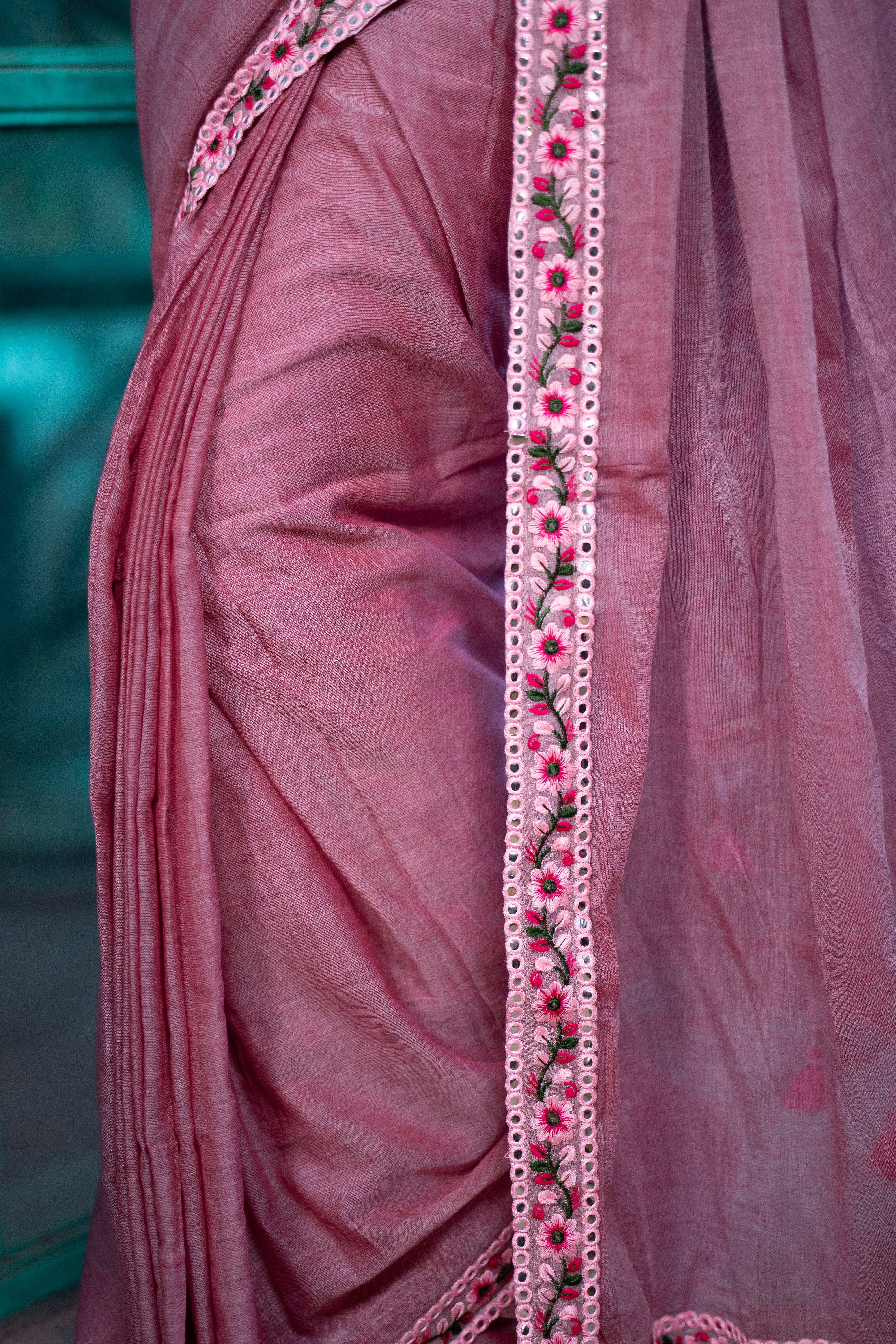 Thulian Pink embroidery lace mul cotton saree