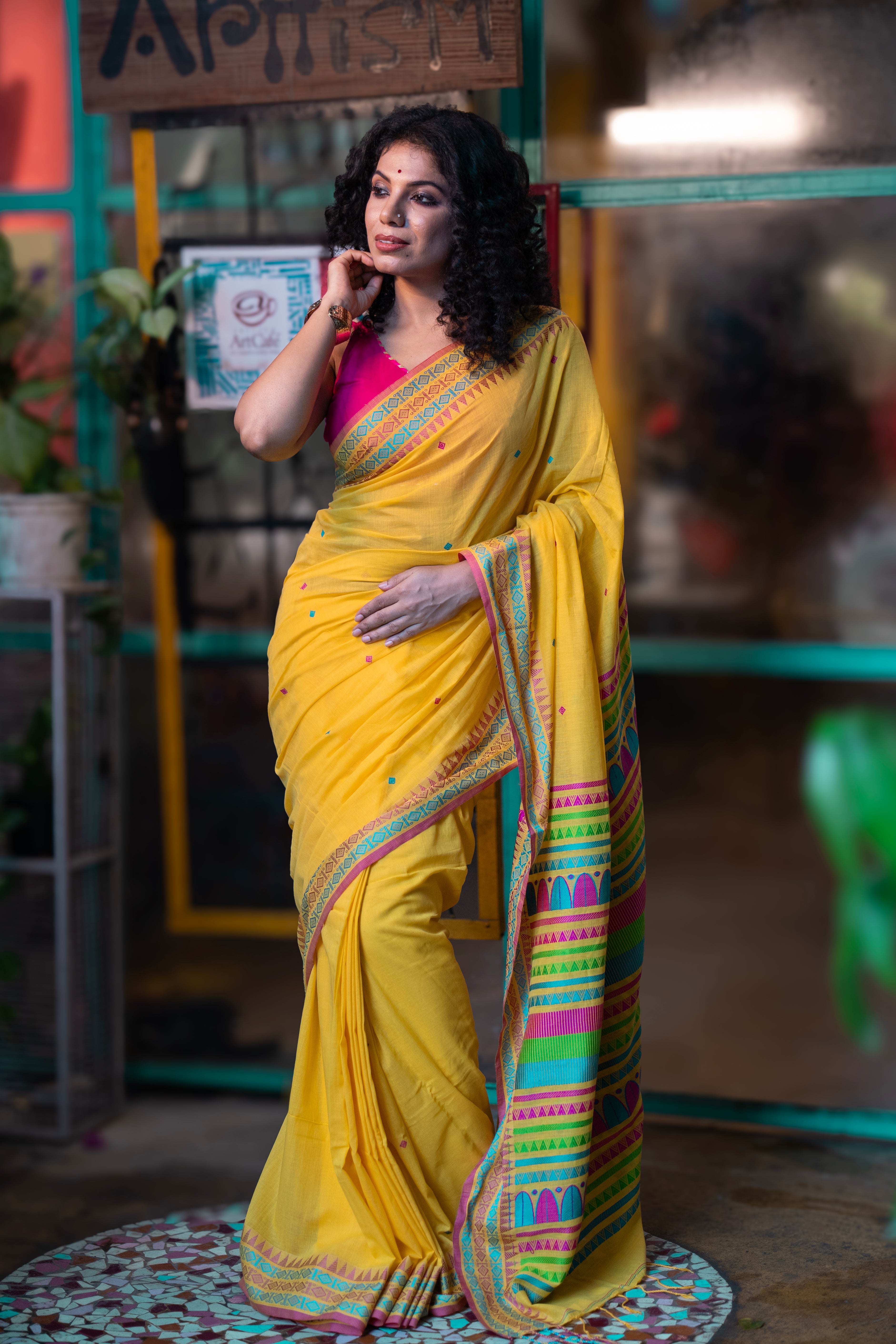 Yellow Pure Masrise Cotton Handwoven Saree with contrast blouse piece