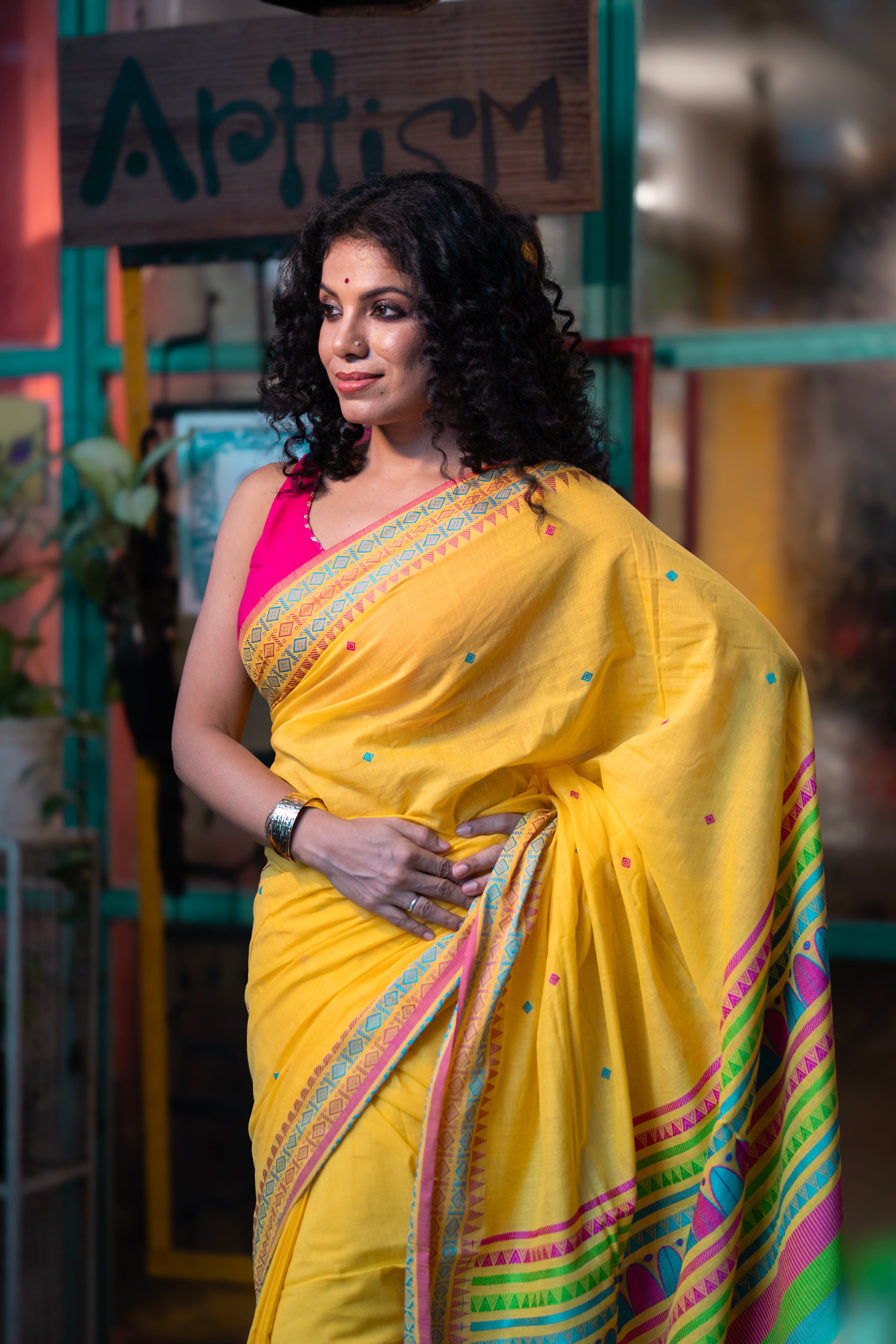 Yellow Pure Masrise Cotton Handwoven Saree with contrast blouse piece