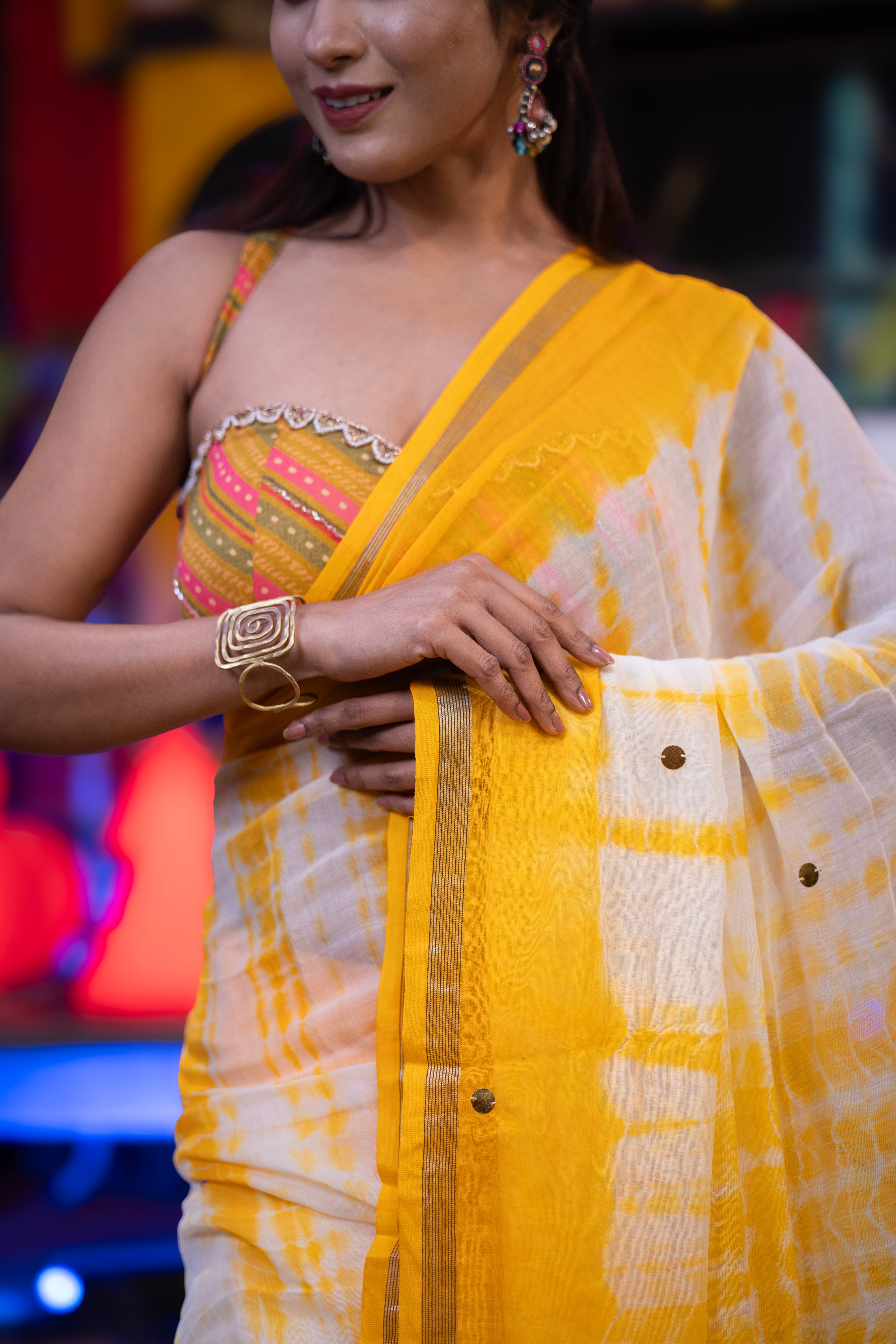 White & Yellow Shibori Gini Work Pure Mul Cotton Saree