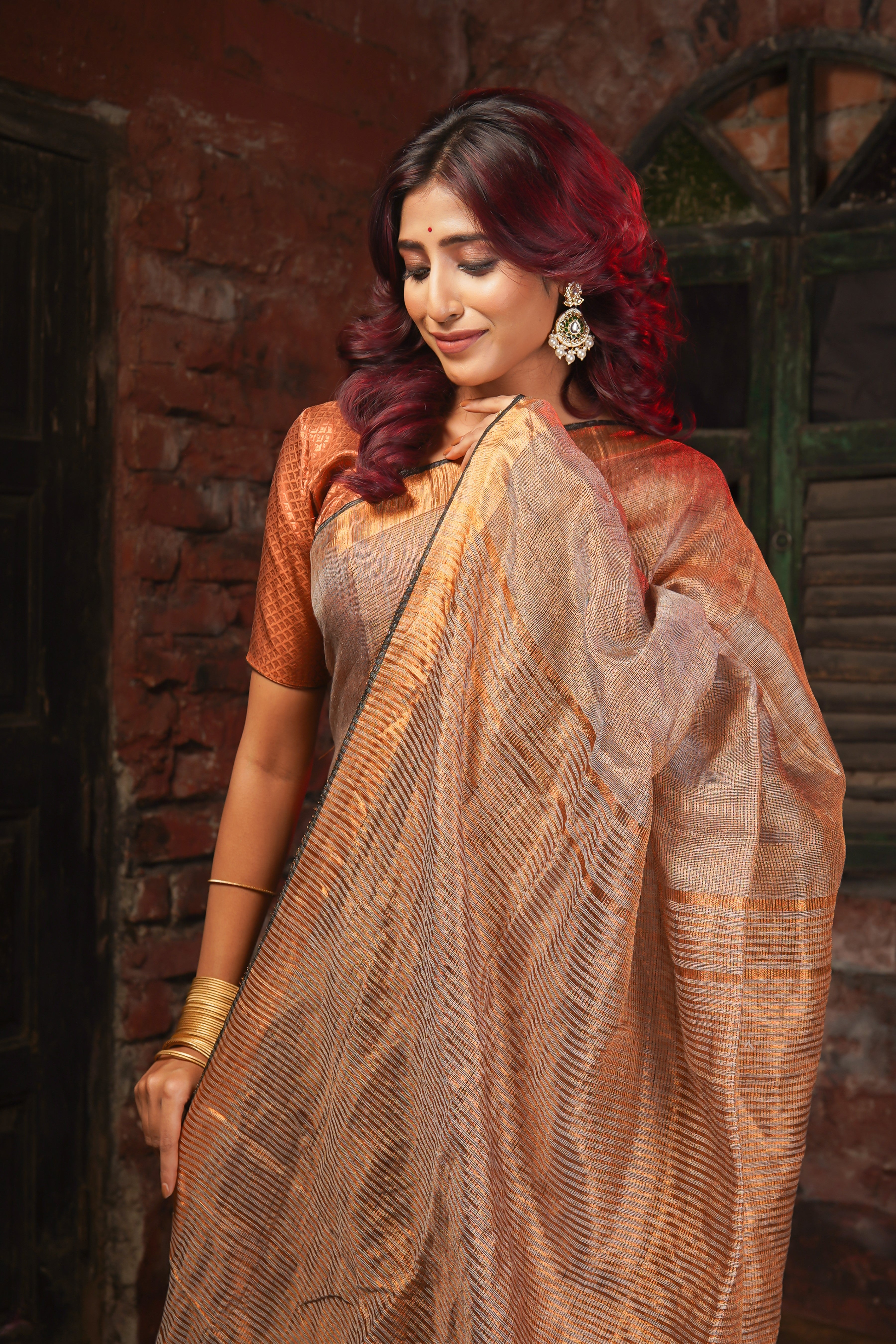 Mocha Dual Tone Tissue Linen Saree with blouse piece