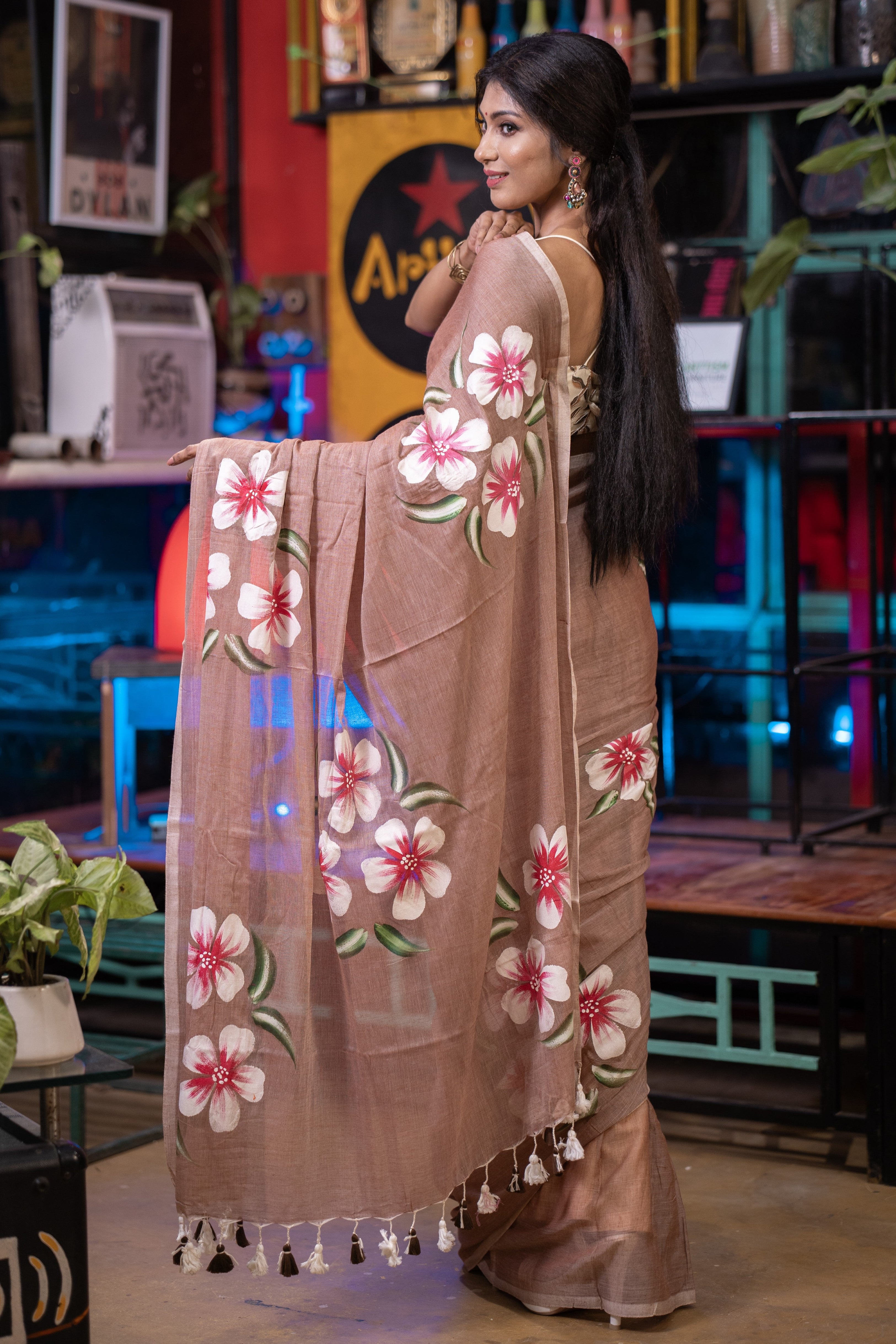 Mocha Flower Hand -Printed Mulmul Cotton Saree