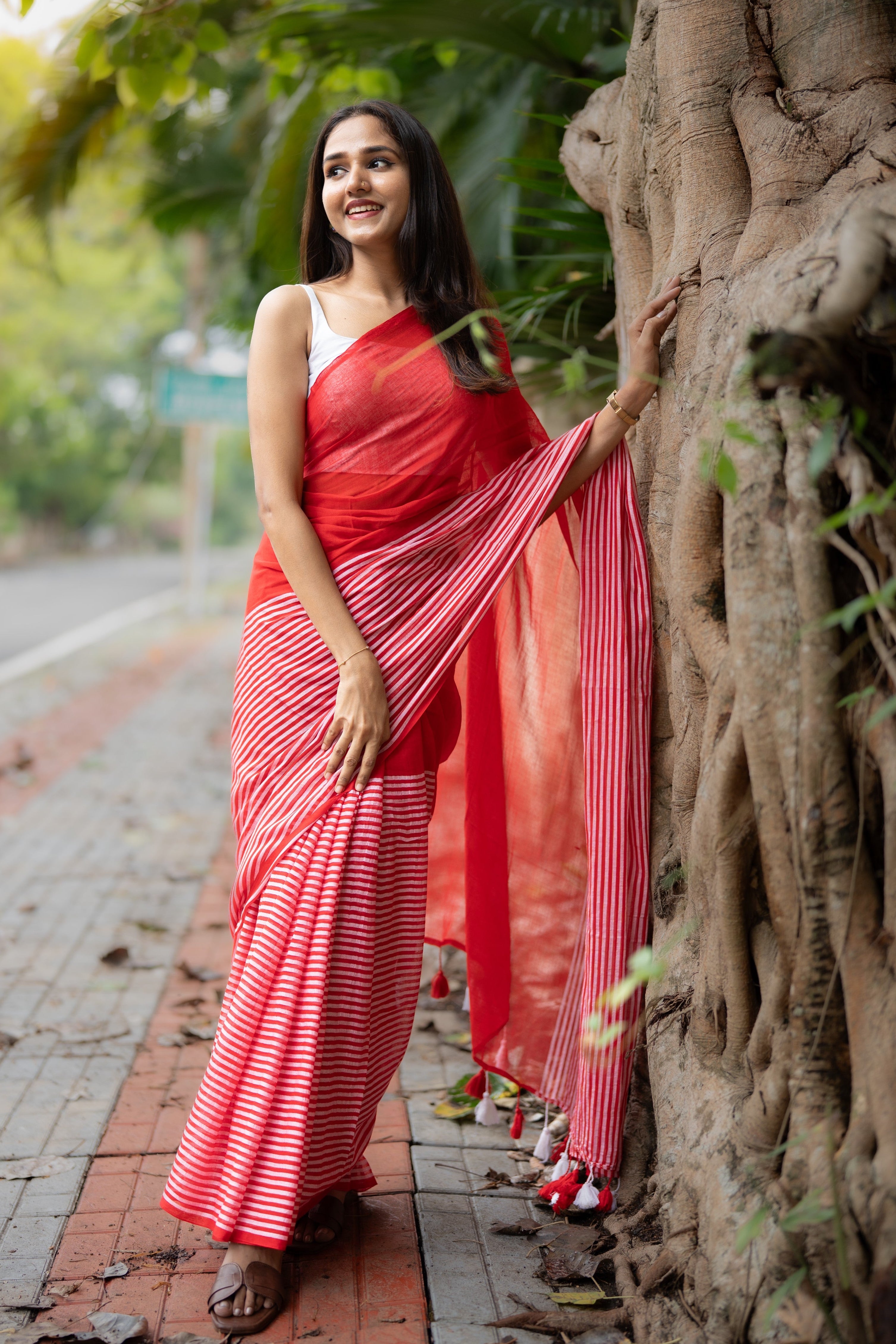 Red Half-Half Check Mul Cotton Saree
