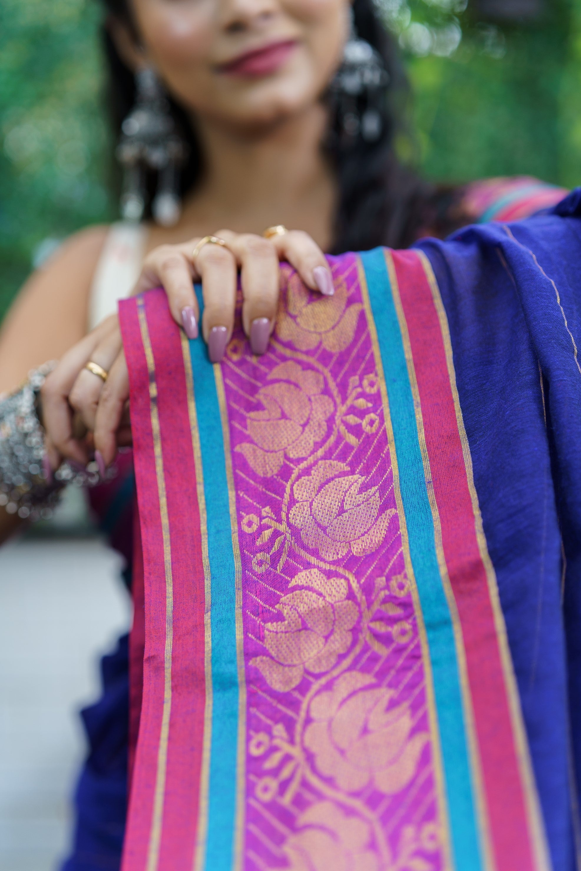 Royal blue golden zari stripes Blue Mulmul Cotton Saree with contrast Blouse Piece