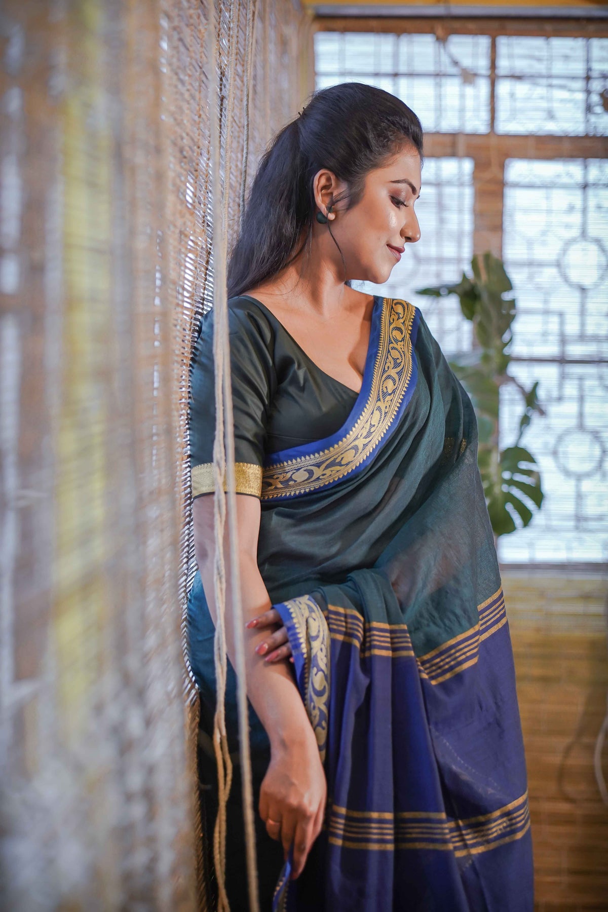 Teal Handwoven Mulmul Cotton Saree