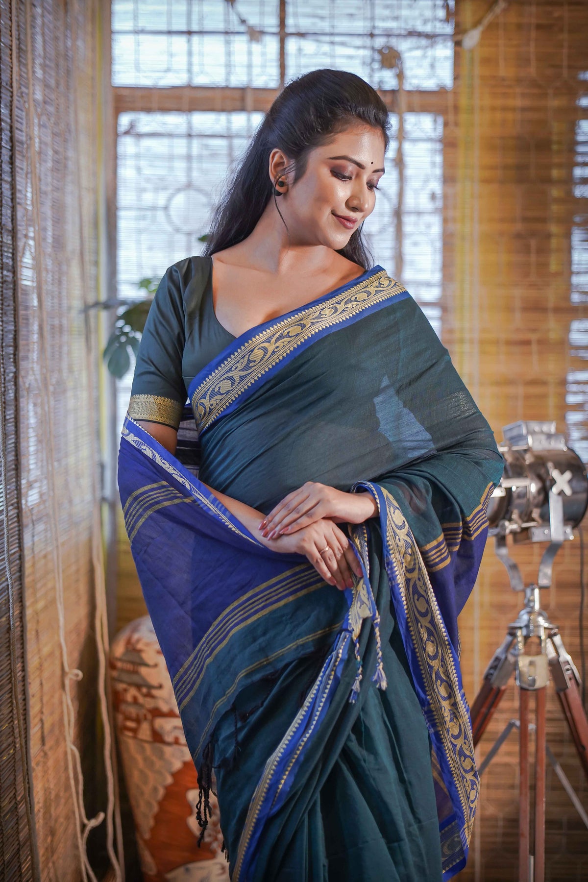 Teal Handwoven Mulmul Cotton Saree