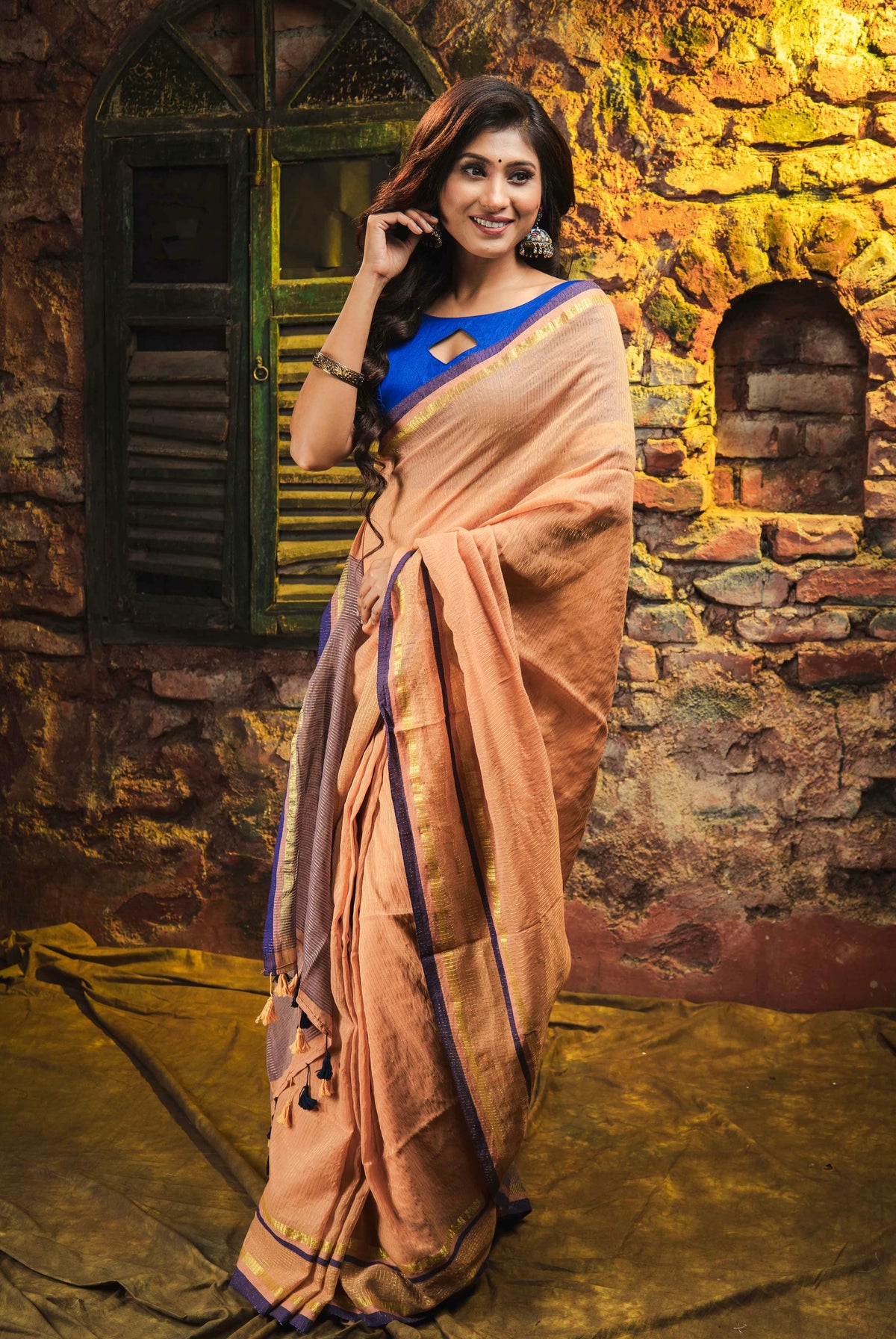 Hemlata Golden Check Mulmul Cotton Saree- Camel Golden