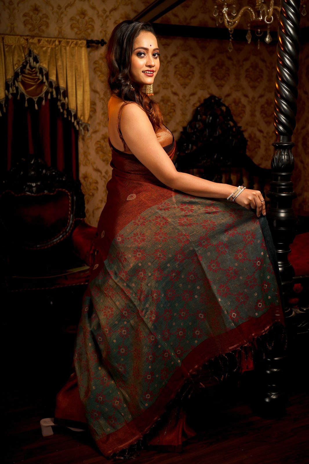 Falu red pure tissue Mina linen handwoven saree