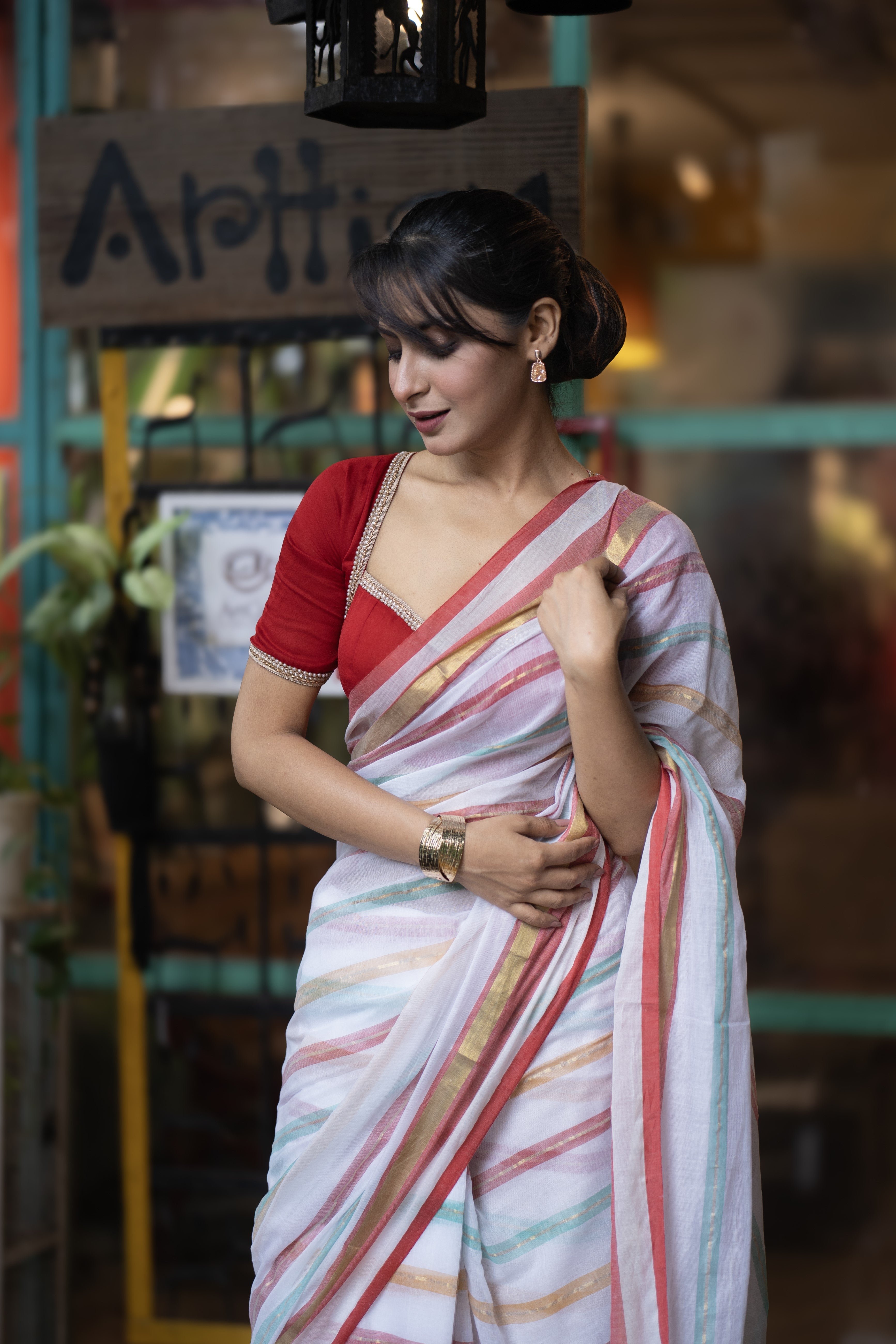 White and Red Striped Mul Mul Cotton Saree