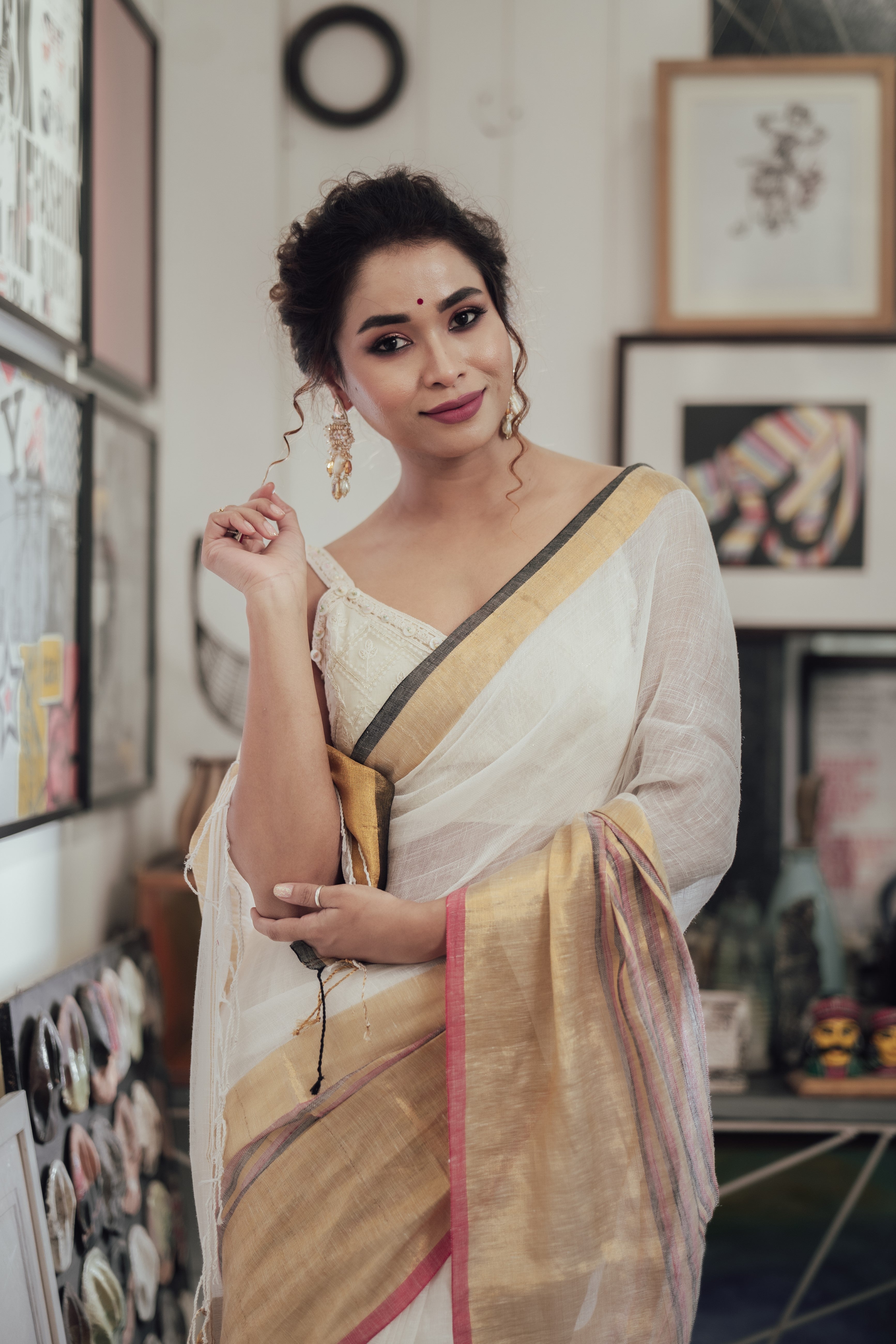 White half half linen saree