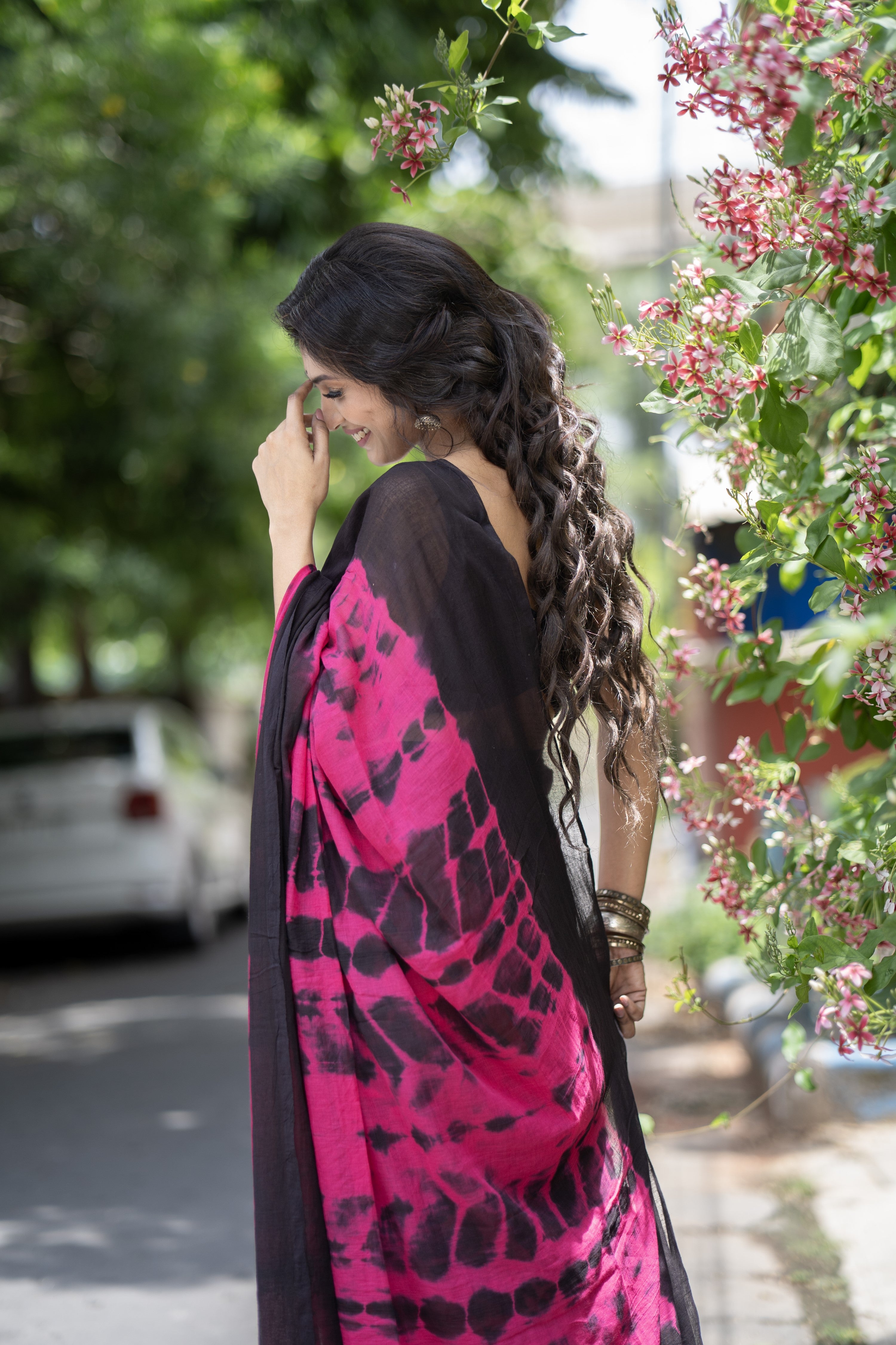 Shibori Print Mulmul Cotton Saree with blouse piece -Soft and Lightweight