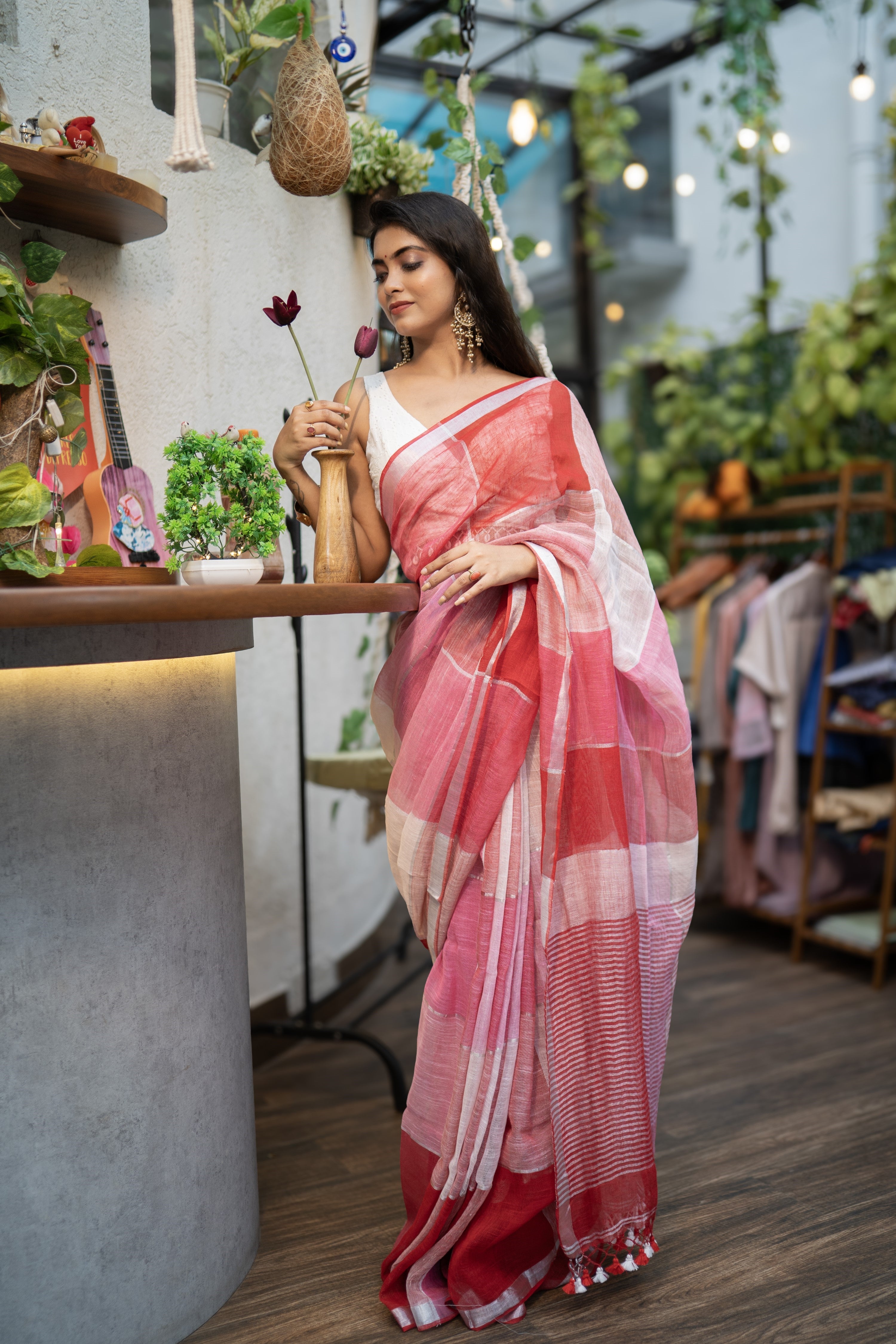 Pink & Red zari check linen saree