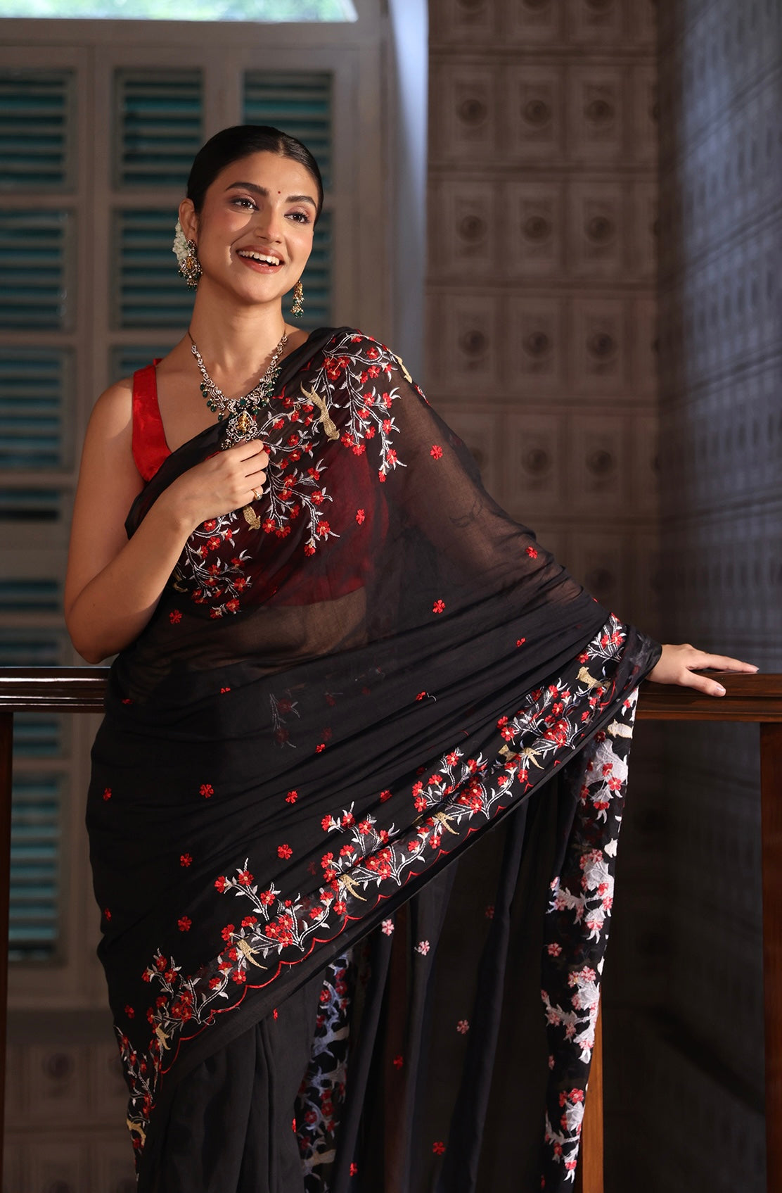 Roshni Raga Mul Mul Cotton Embroidery Saree- Black & Red