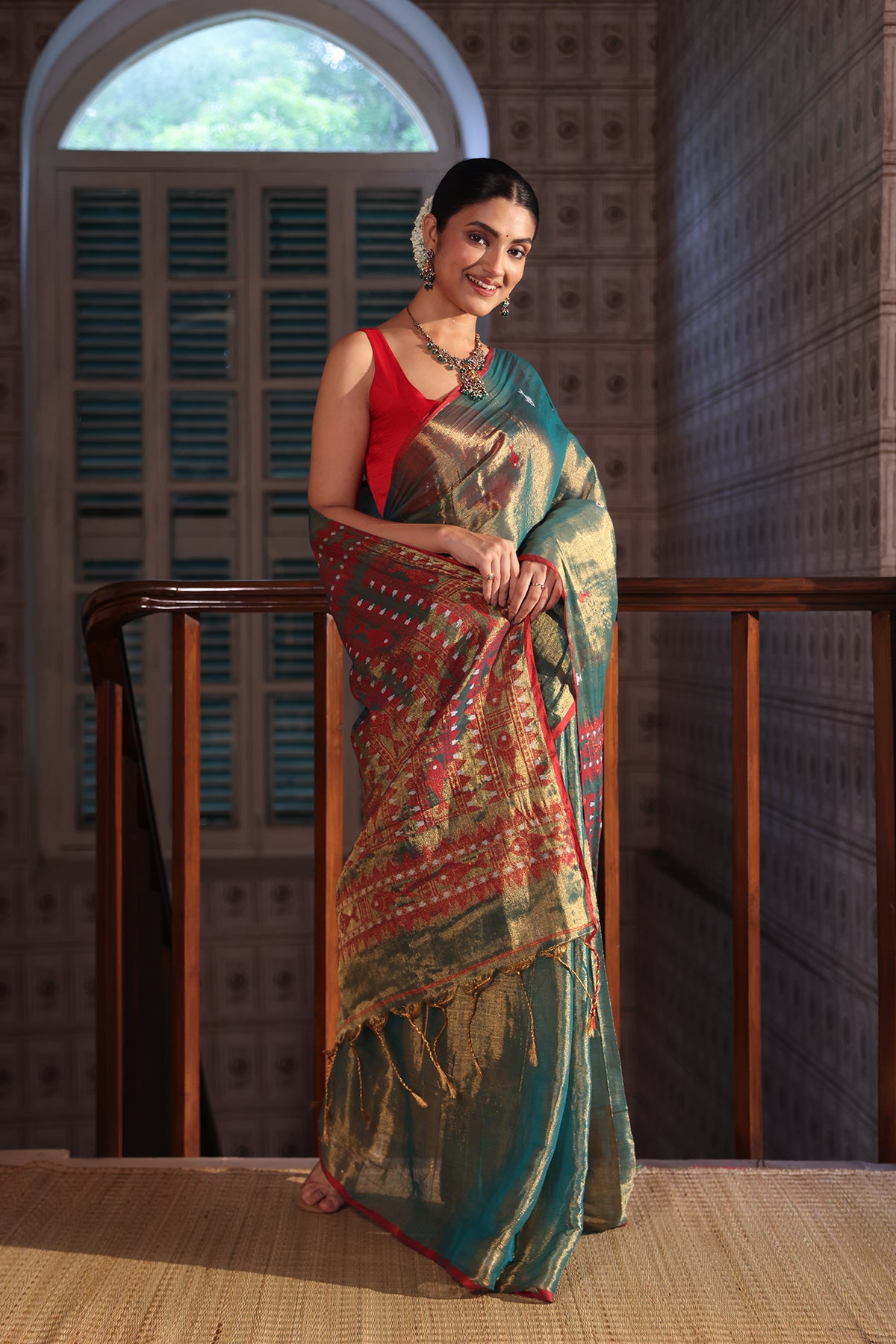 Metallic Persian green dual tone Tissue Linen Handwoven Saree