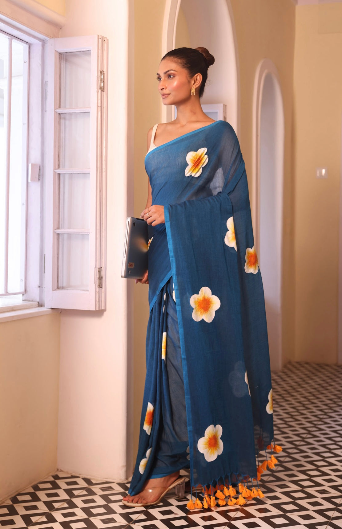 Navy blue Hand-Printed Floral Mulmul Cotton Saree