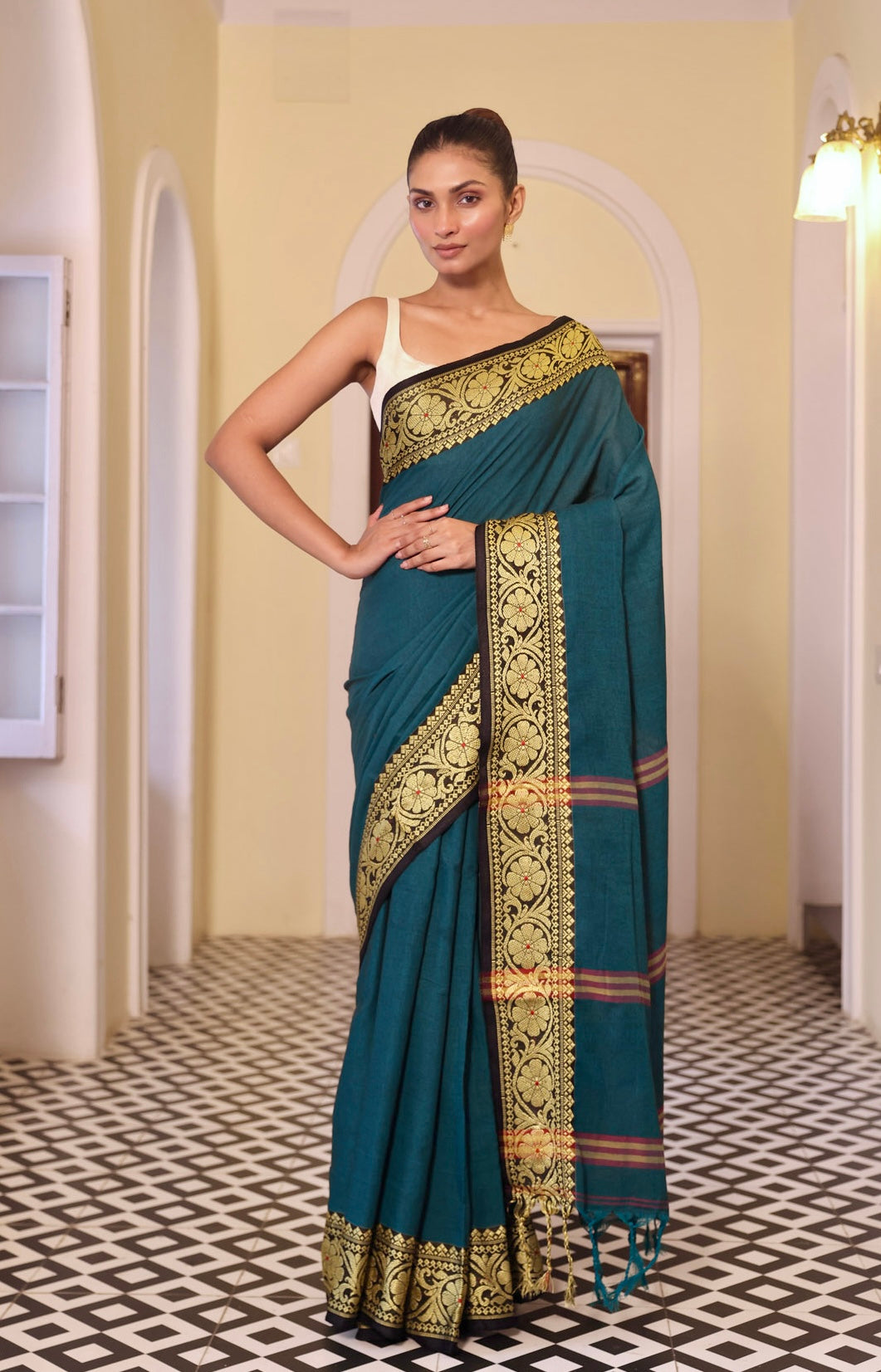 Teal Handweaving Pure Cotton Saree with blouse piece