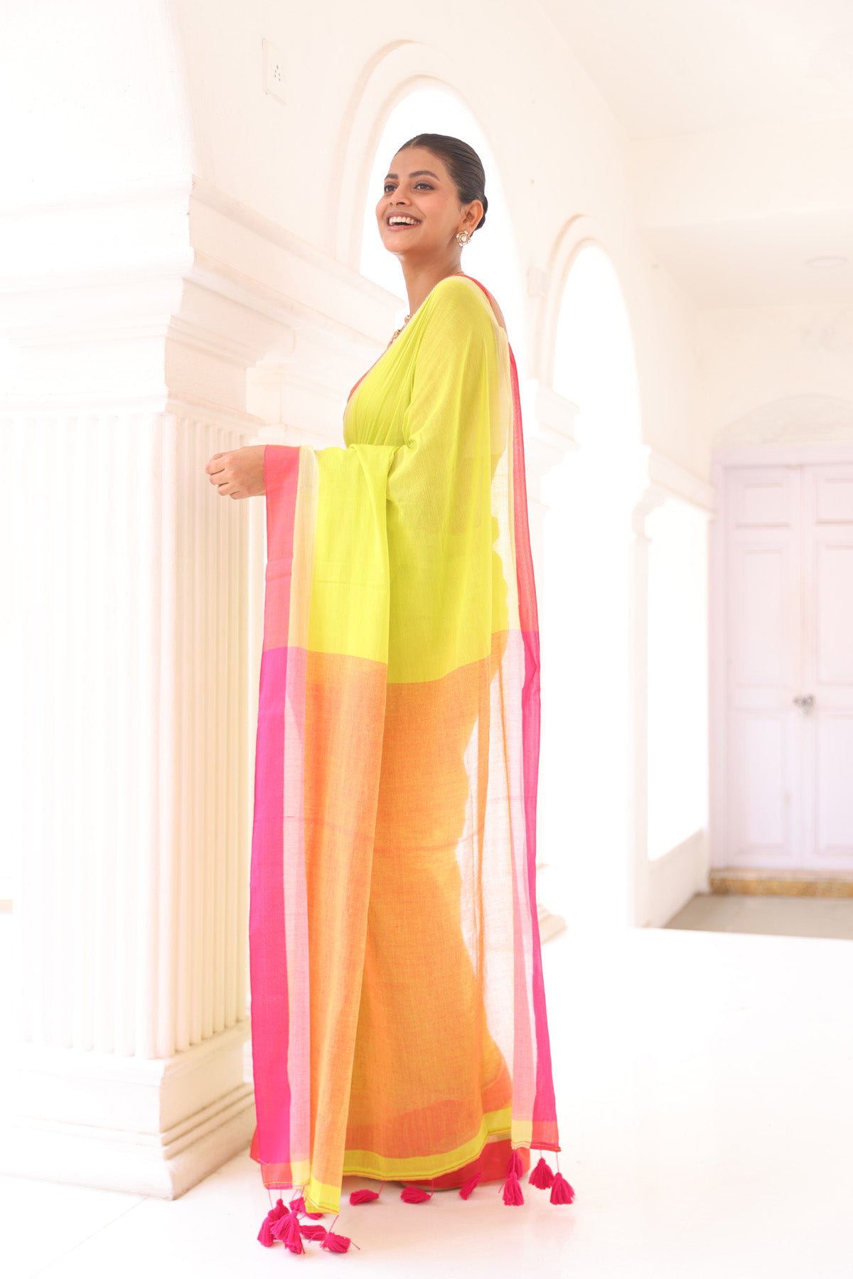 Light green & Rani mulmul cotton saree
