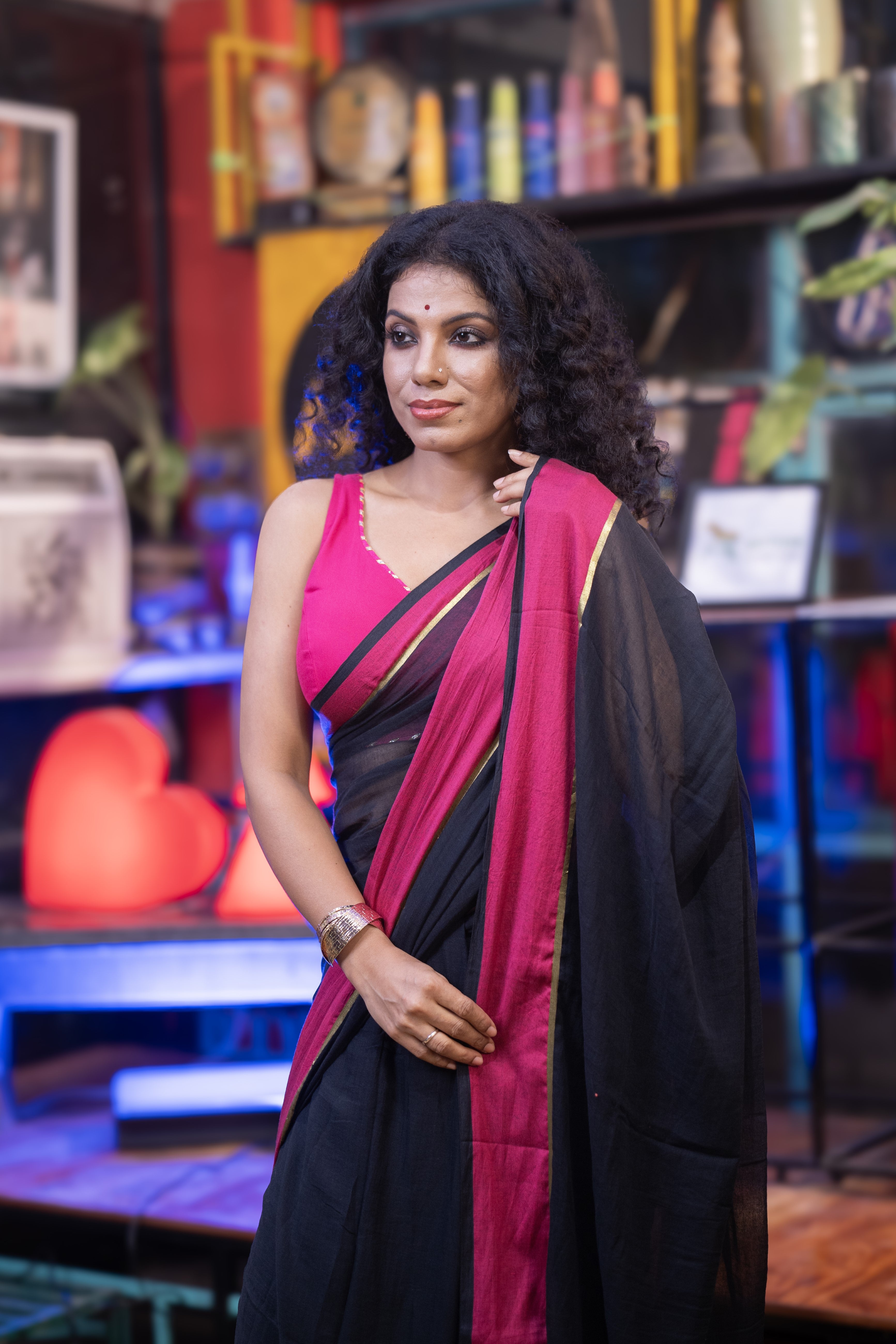 Black Mulmul Cotton Saree With Contrast Blouse