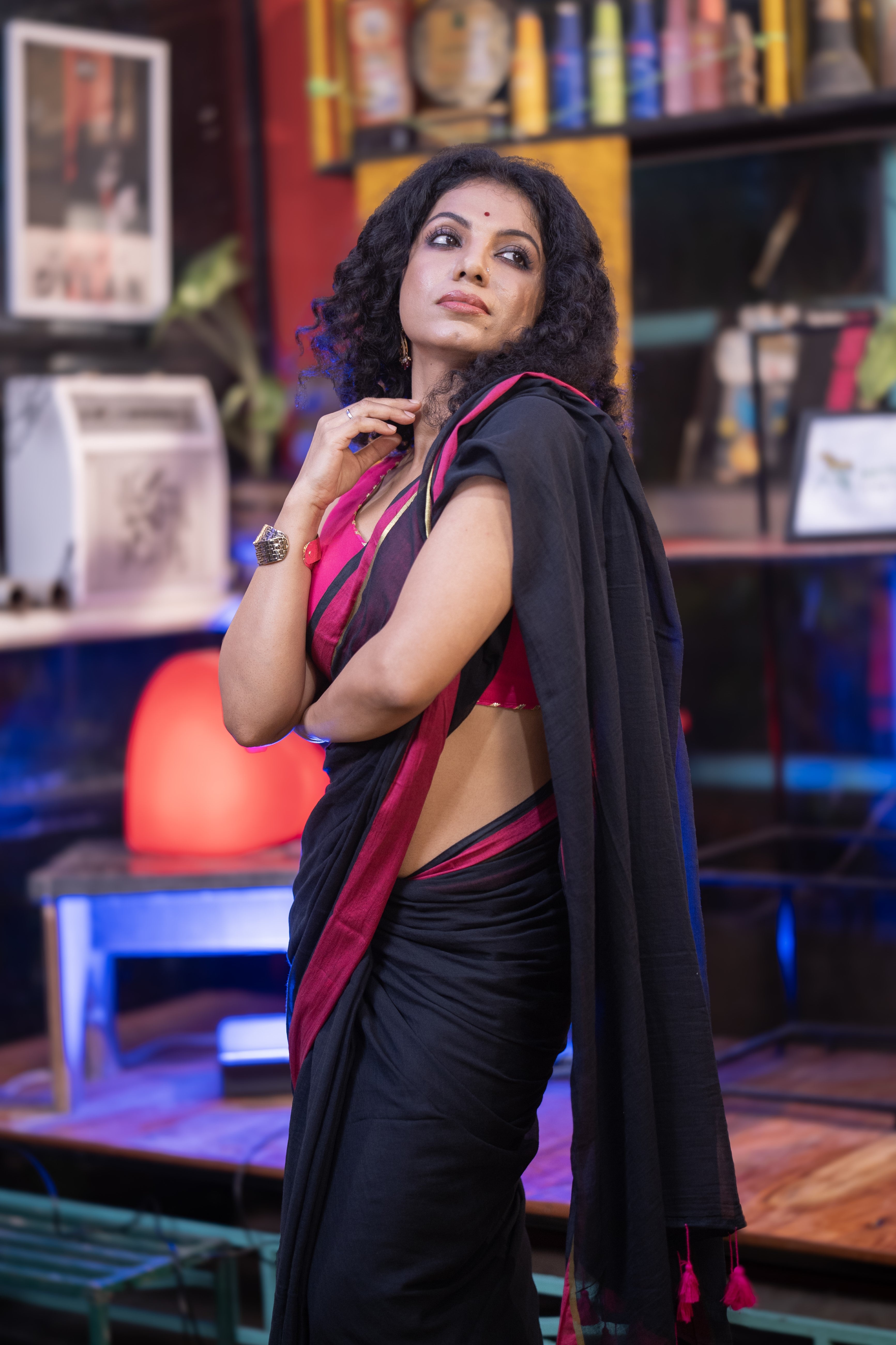 Black Mulmul Cotton Saree With Contrast Blouse