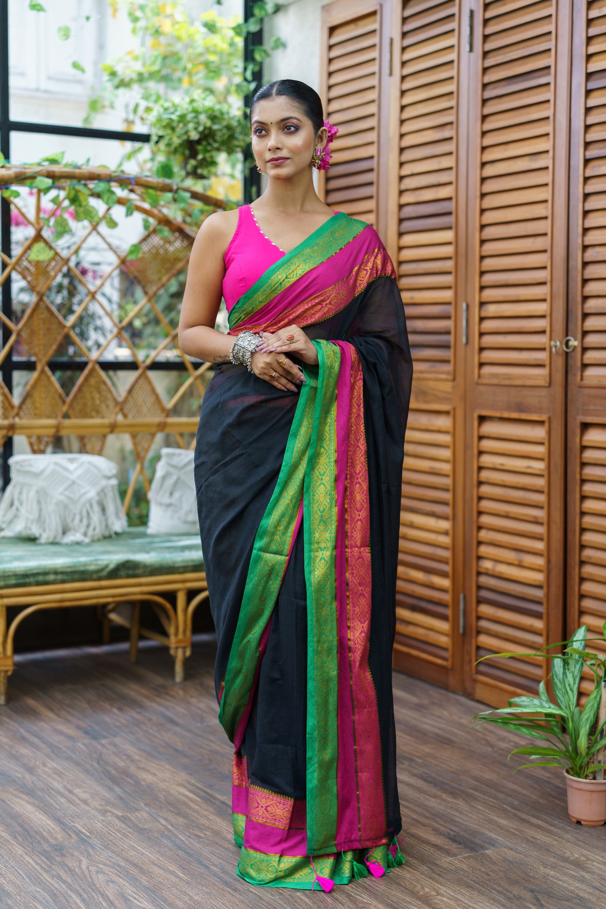 Black Mulmul Cotton Saree with Zari Border With Blouse Piece