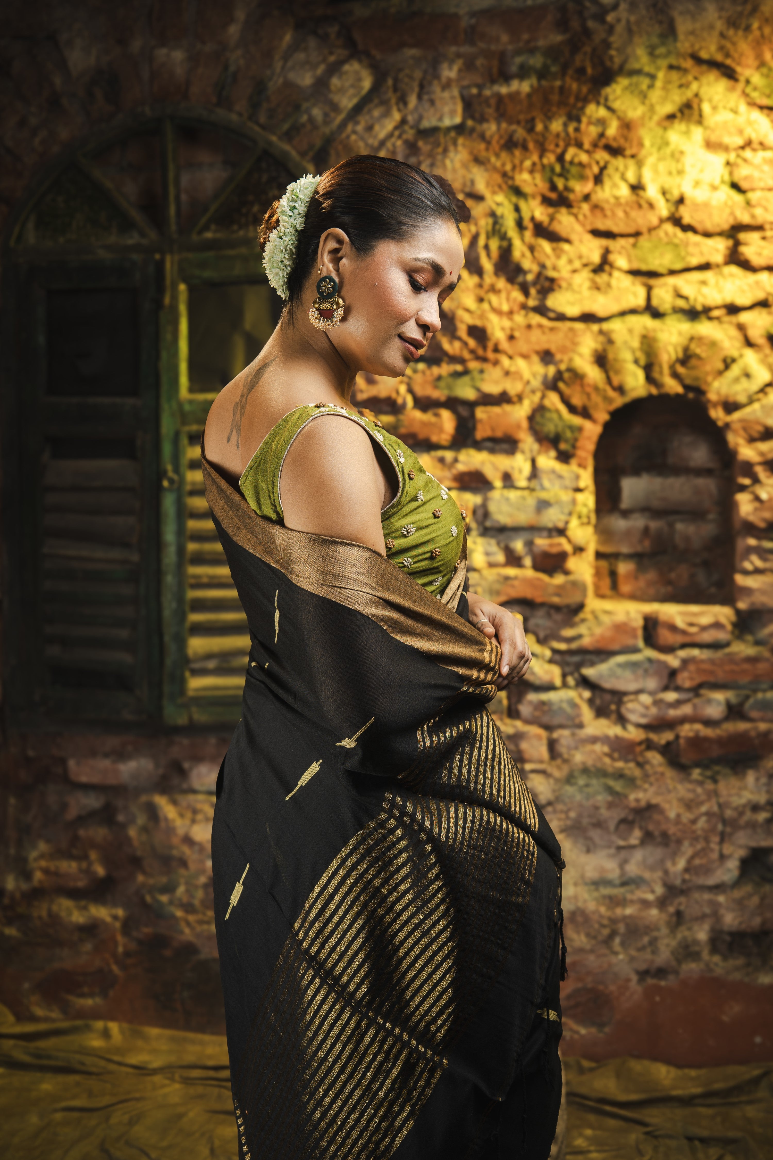 Black Handwoven Pure Cotton Saree
