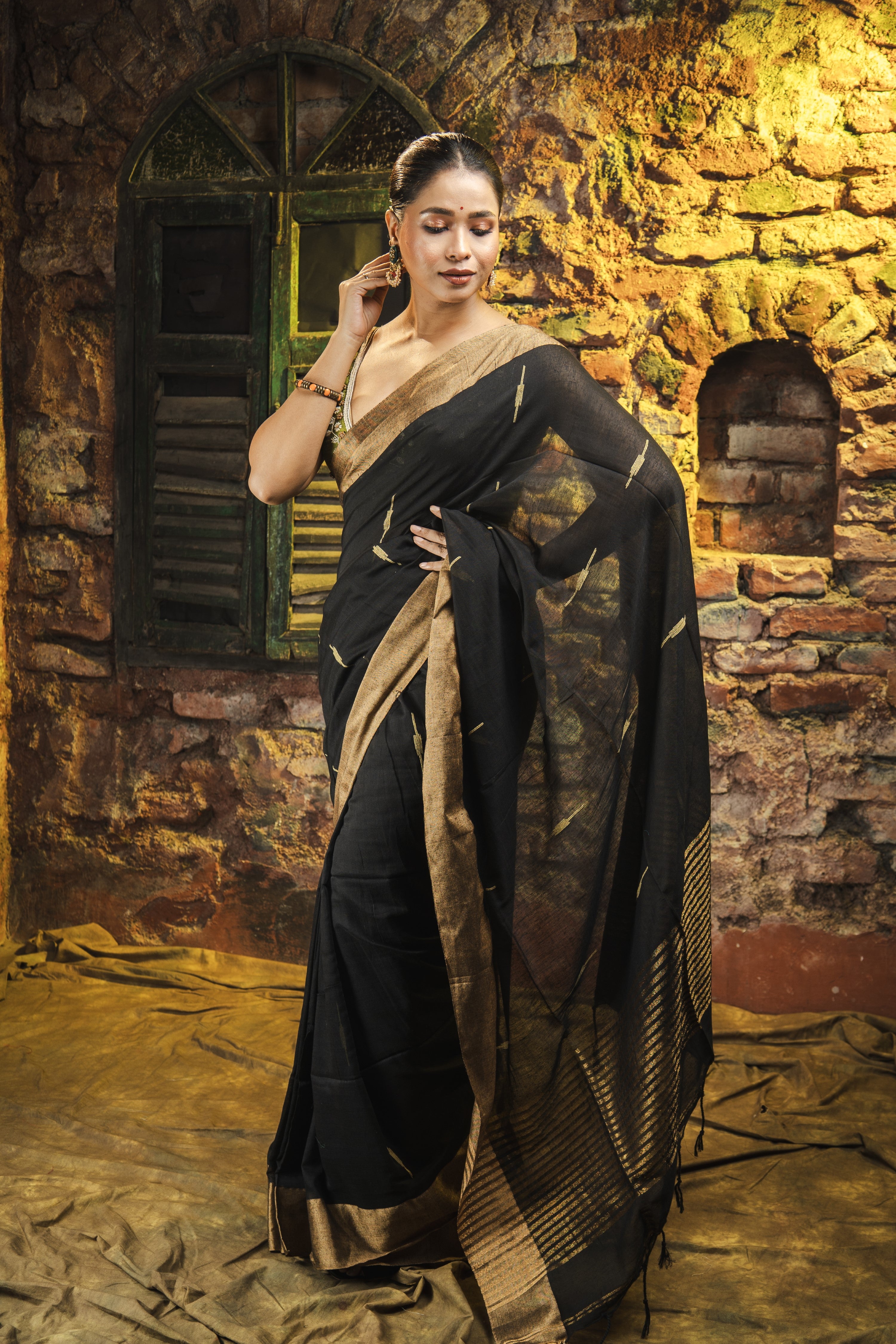Black Handwoven Pure Cotton Saree