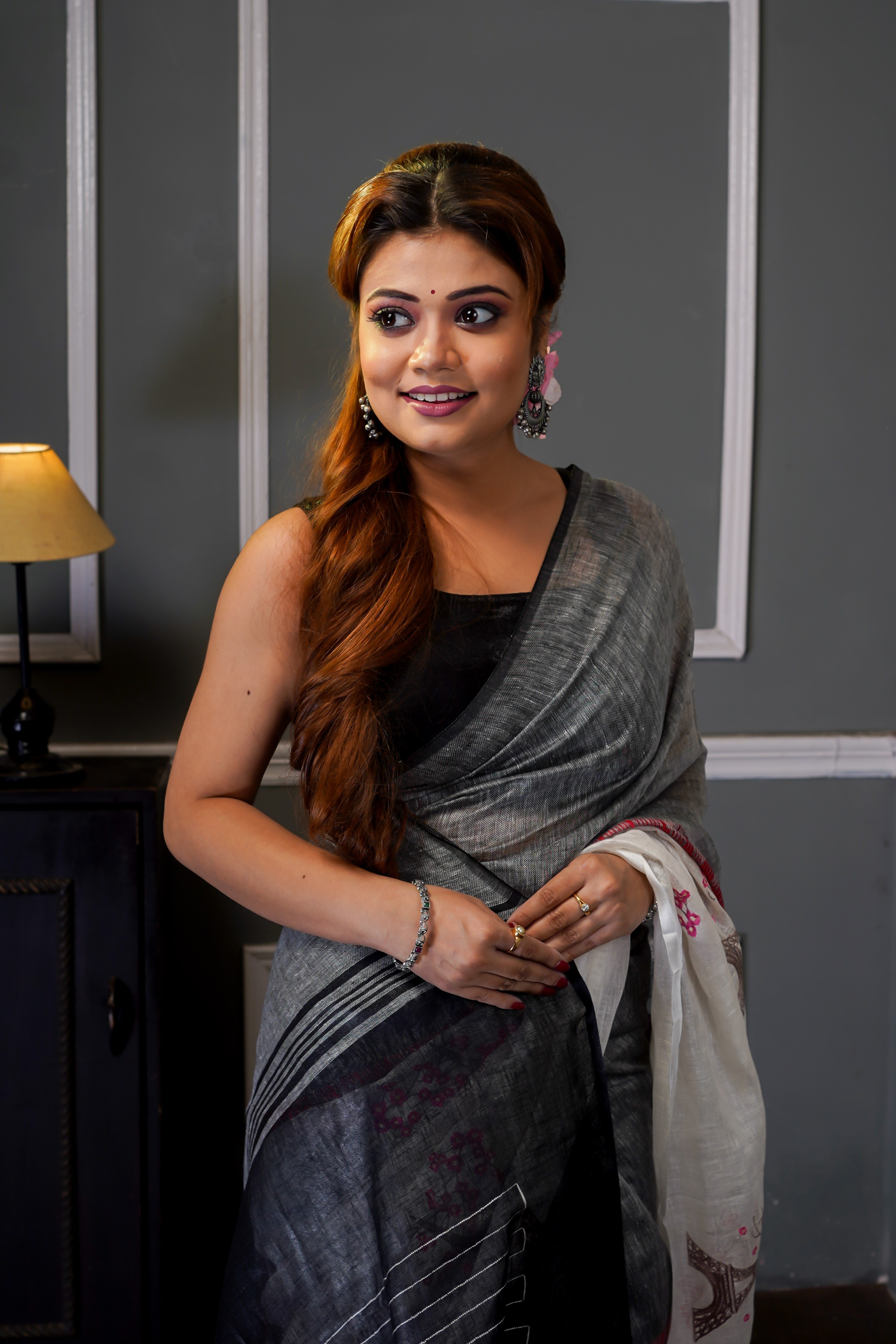 Black & White Pure Linen Floral Hand Embroidered Saree