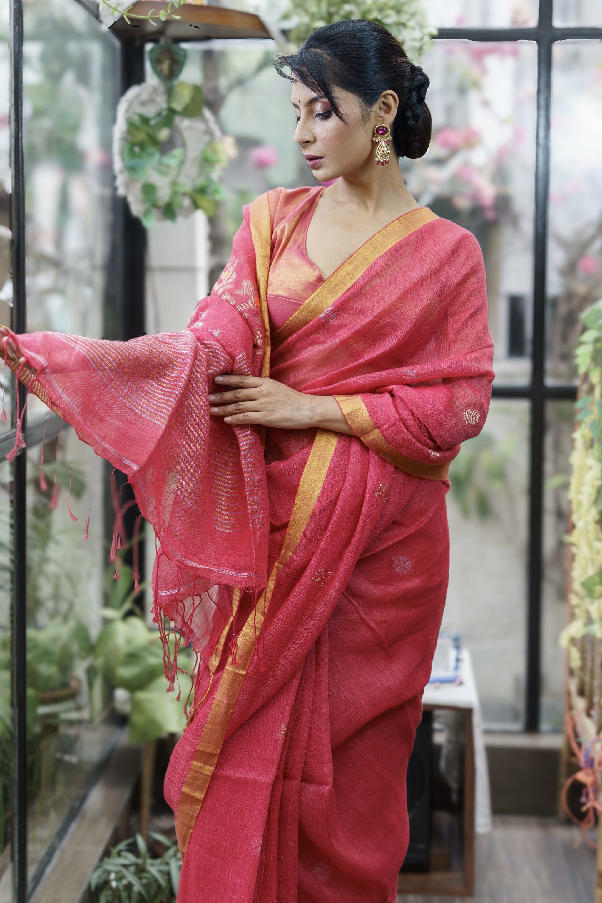 Candy Pink Sawstik Linen Hand Woven Jamdani Saree With Blouse Piece