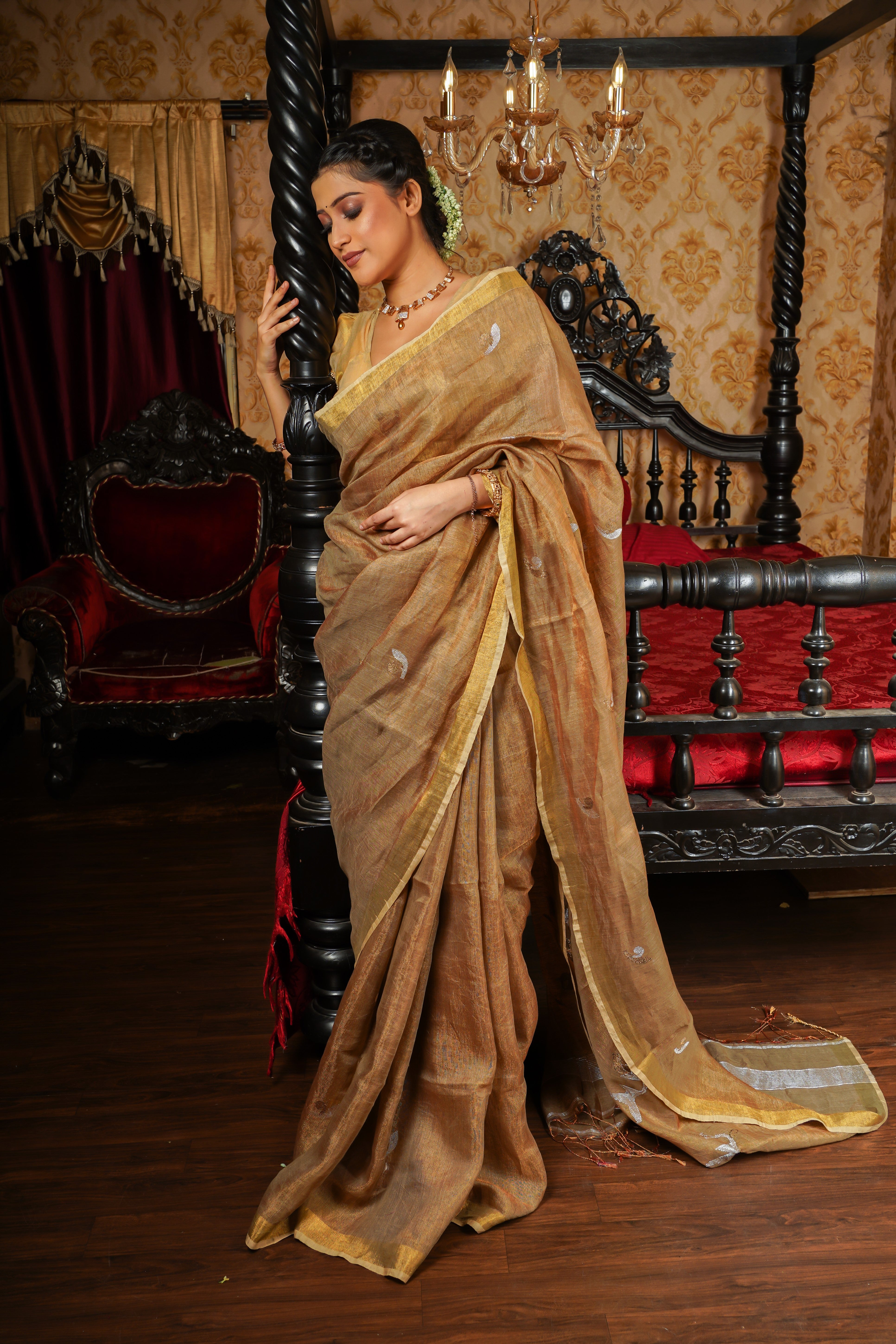 Gold Pure Tissue Linen Handwoven Tulip Saree