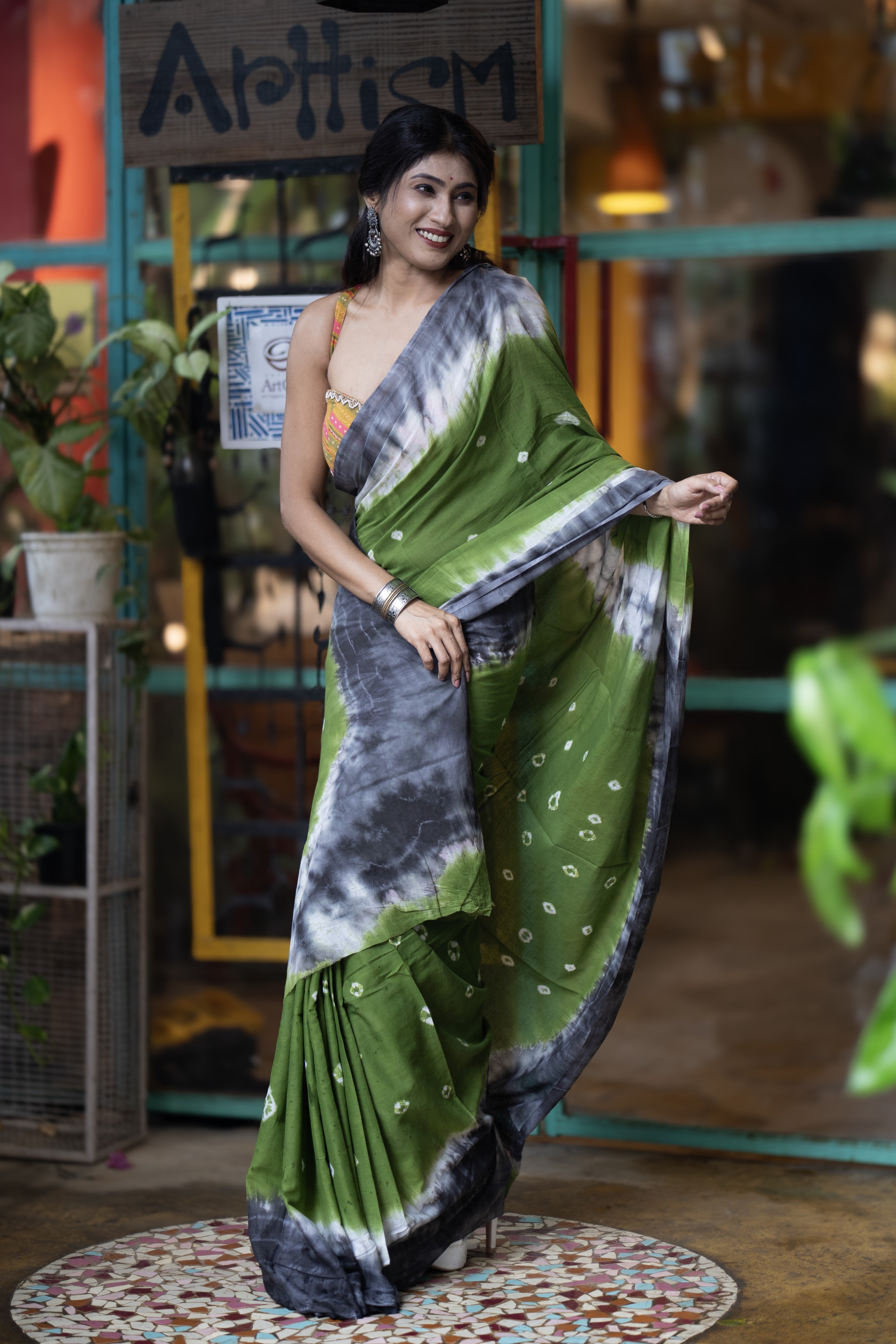 Green Bandhani Mulmul Cotton Saree with blouse piece