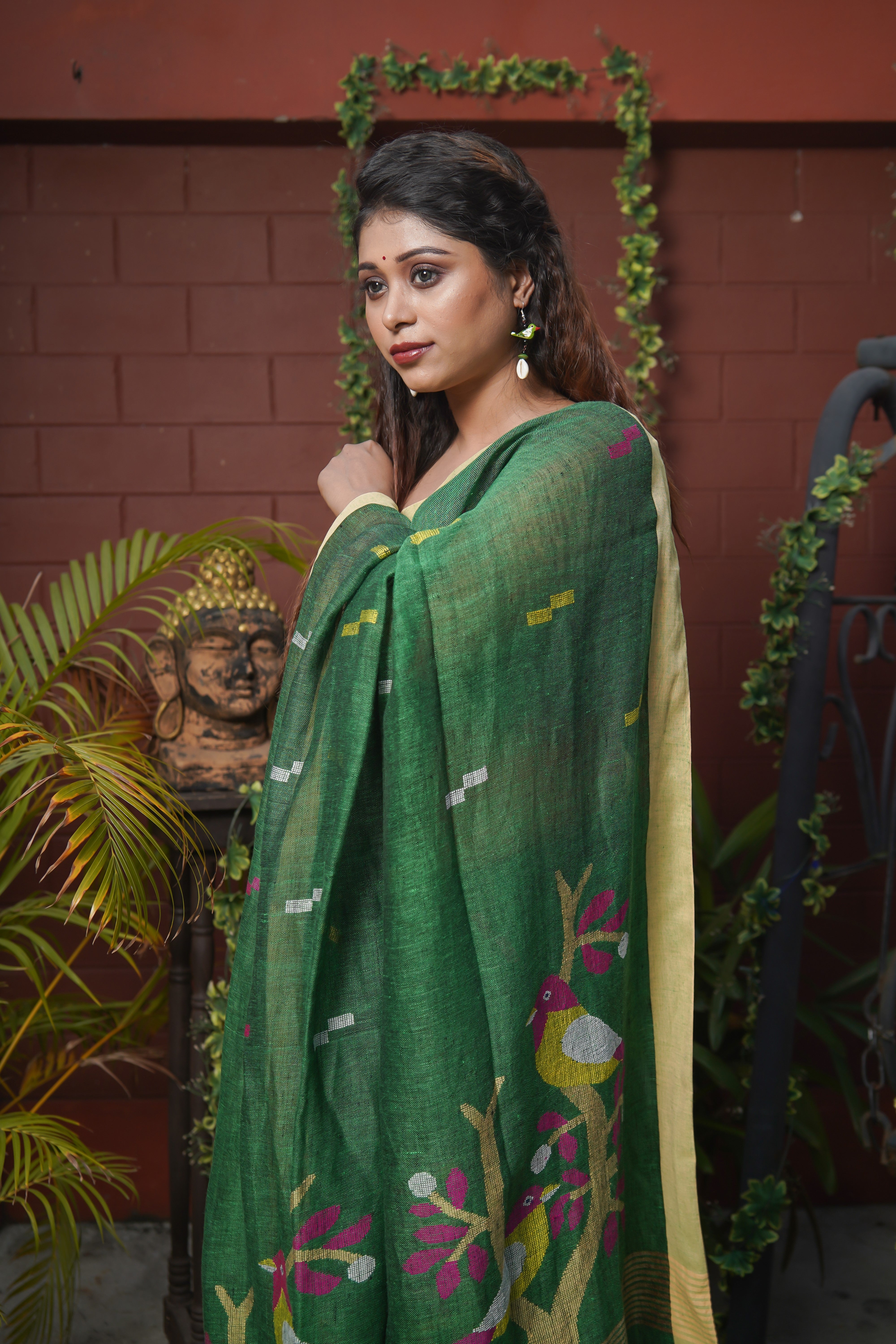Birds Hand Weaving Linen Jamdani Saree-Green