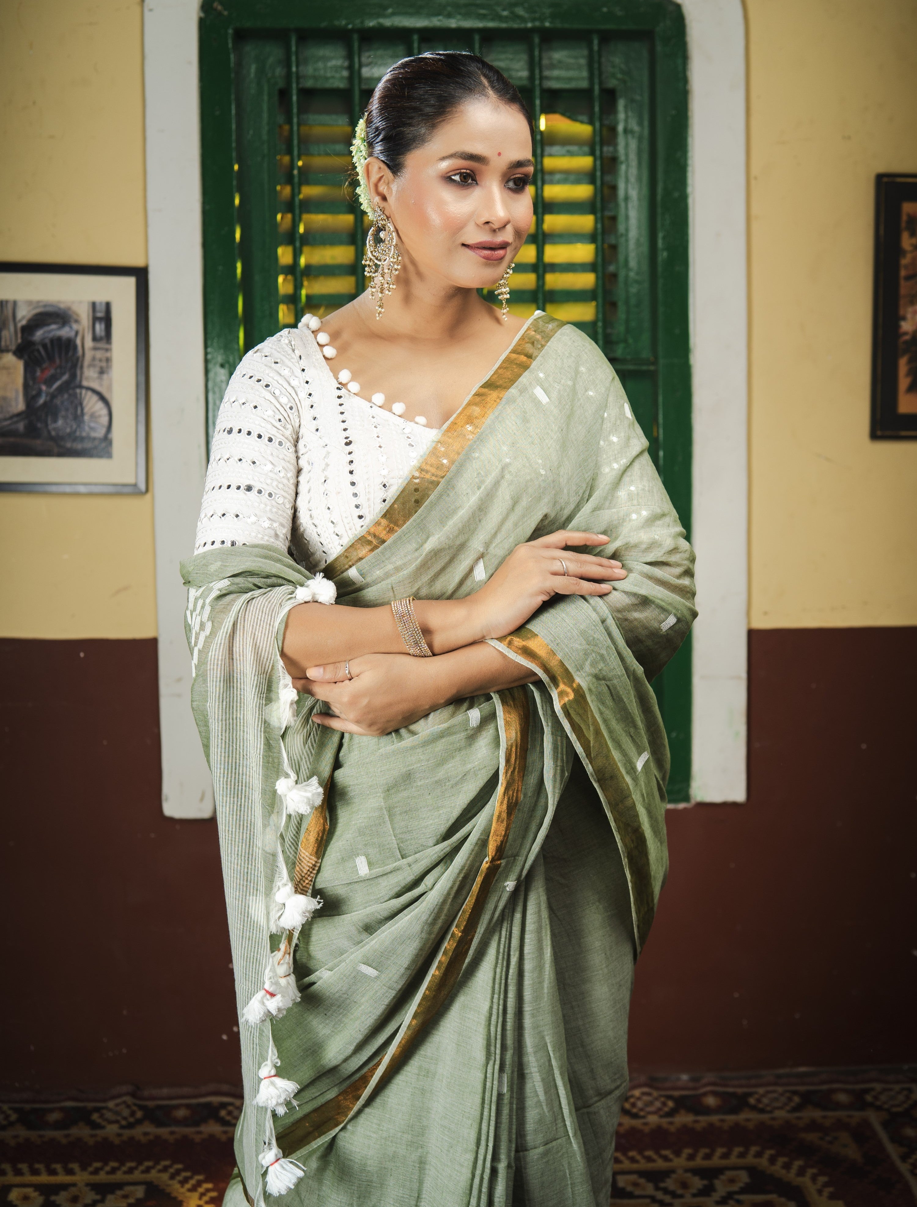 Hand Weaving Mulmul Cotton Saree- Laurel Green
