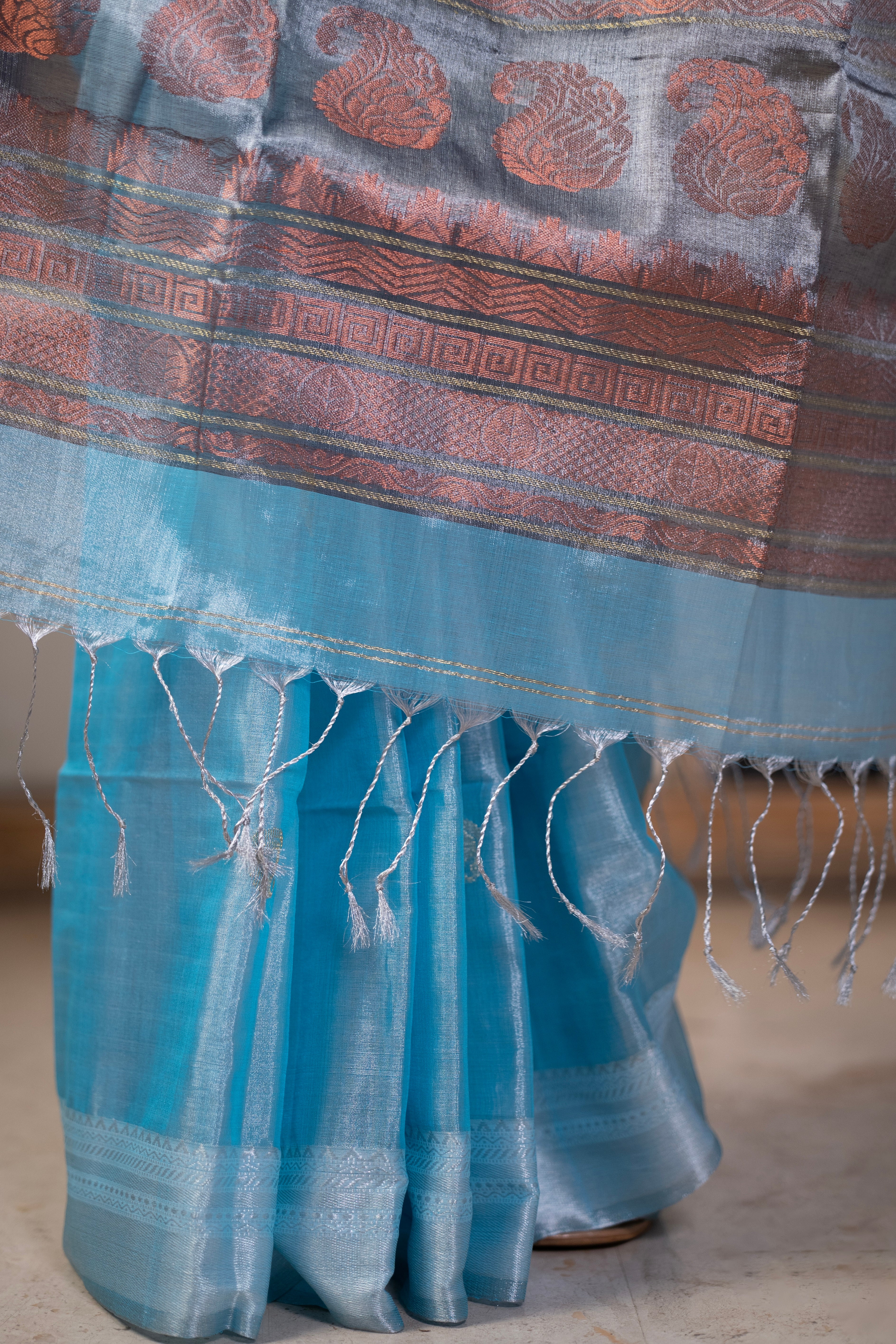 Metallic Cadet Blue dual tonePure Tissue Linen Hand Woven Jamdani Saree with blouse piece