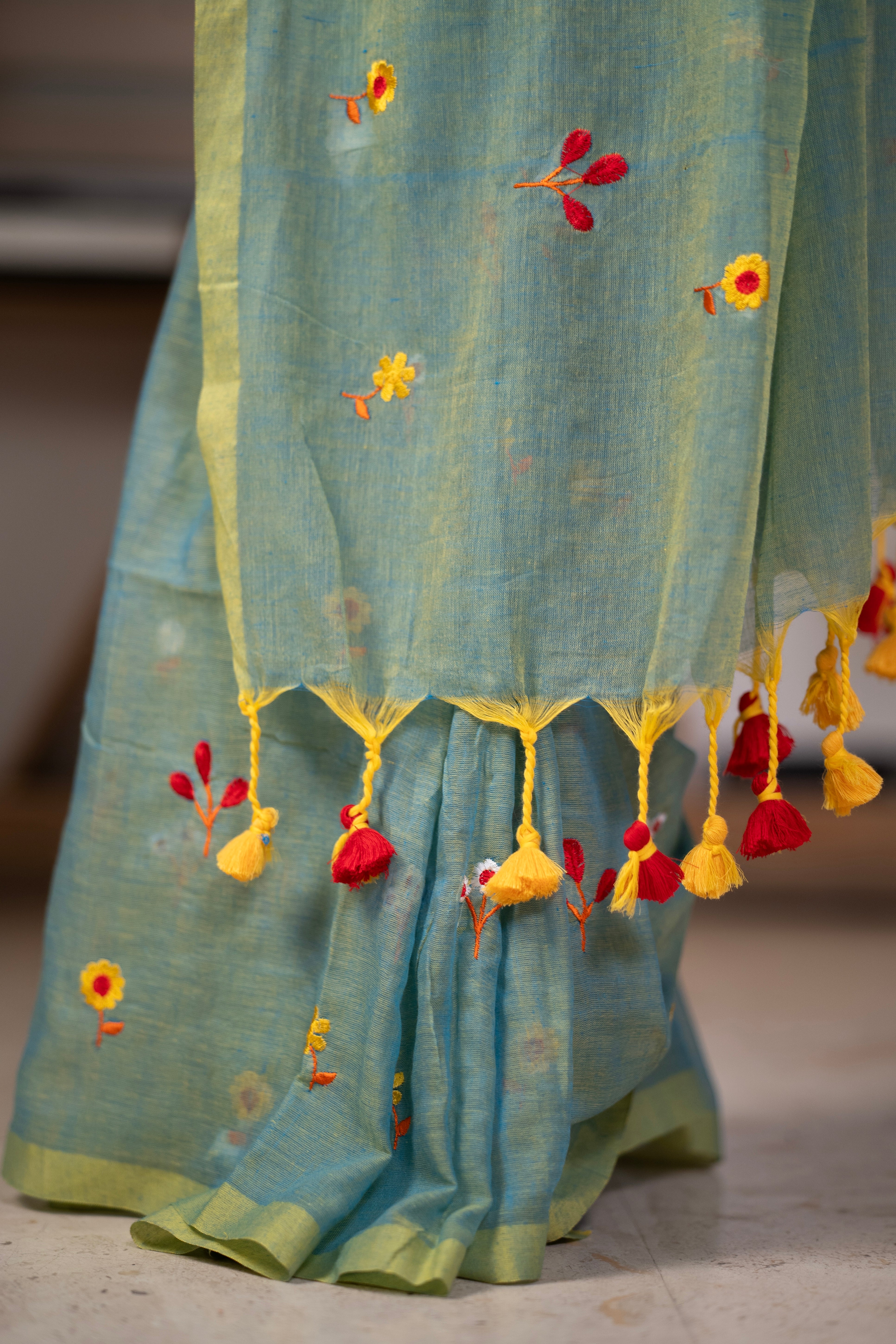 Frog green Embroidered Mul Mul Cotton Saree