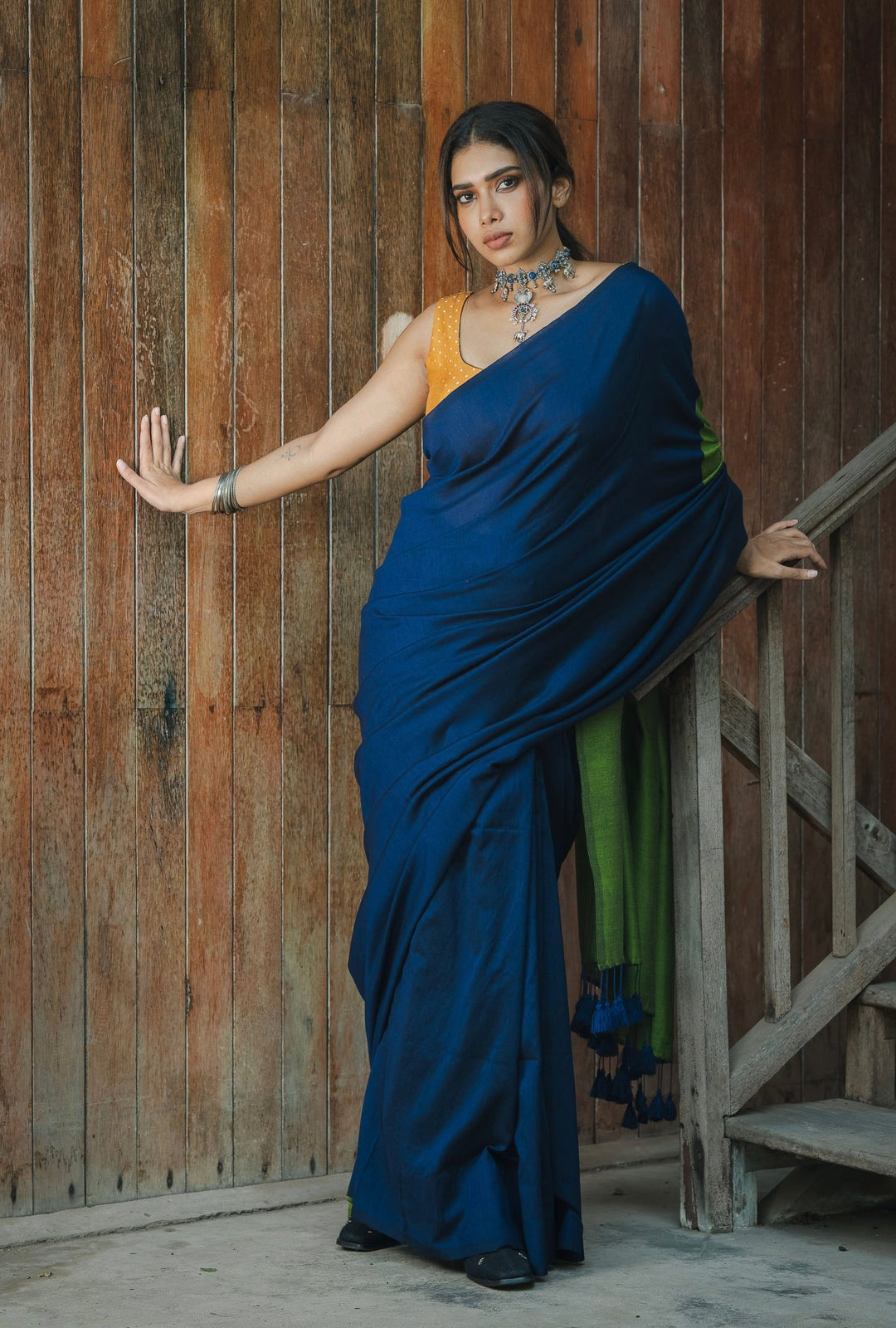 Blue & green mul modal saree with blouse piece
