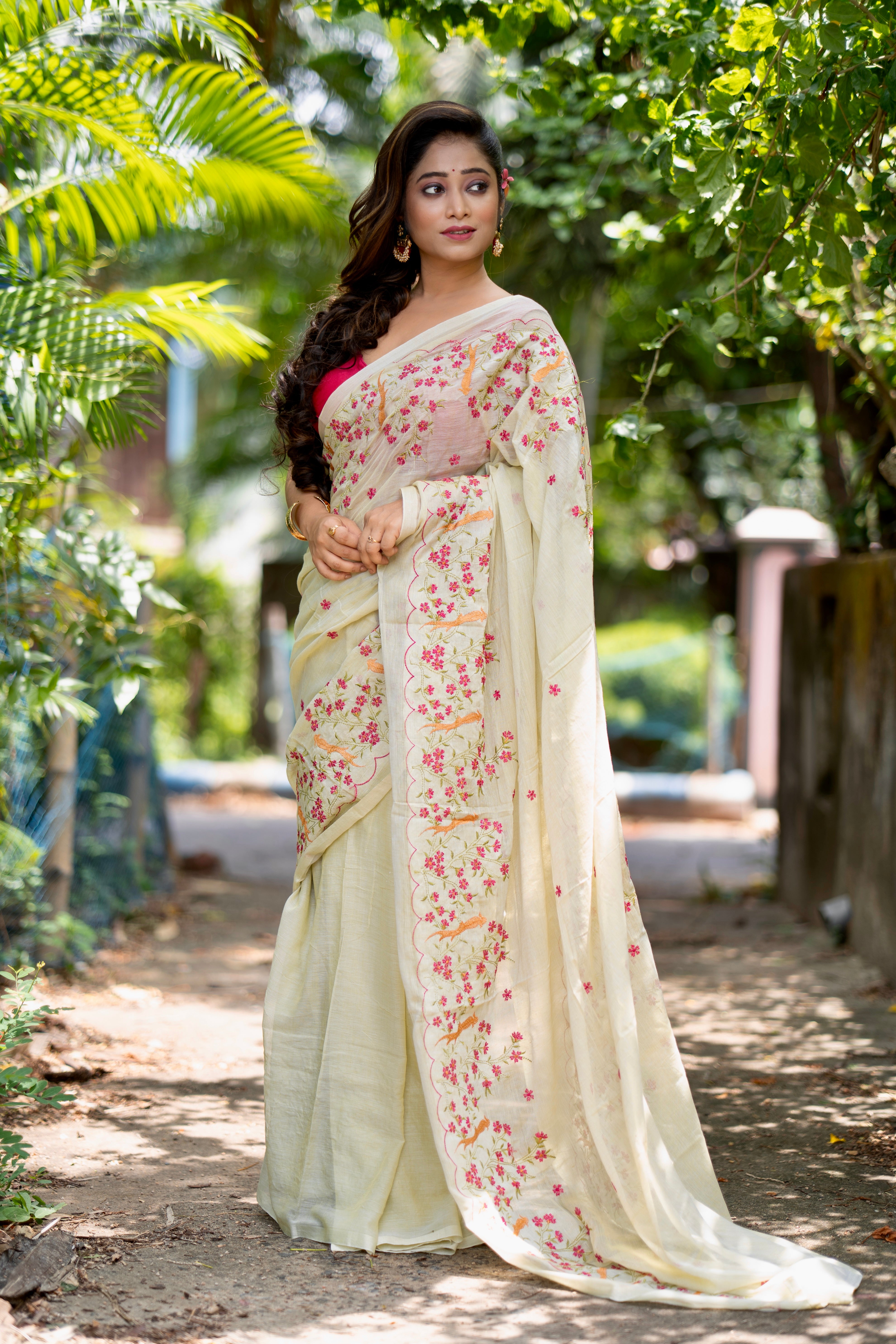 Mul Mul Cotton Embroidery Saree-Lime Green