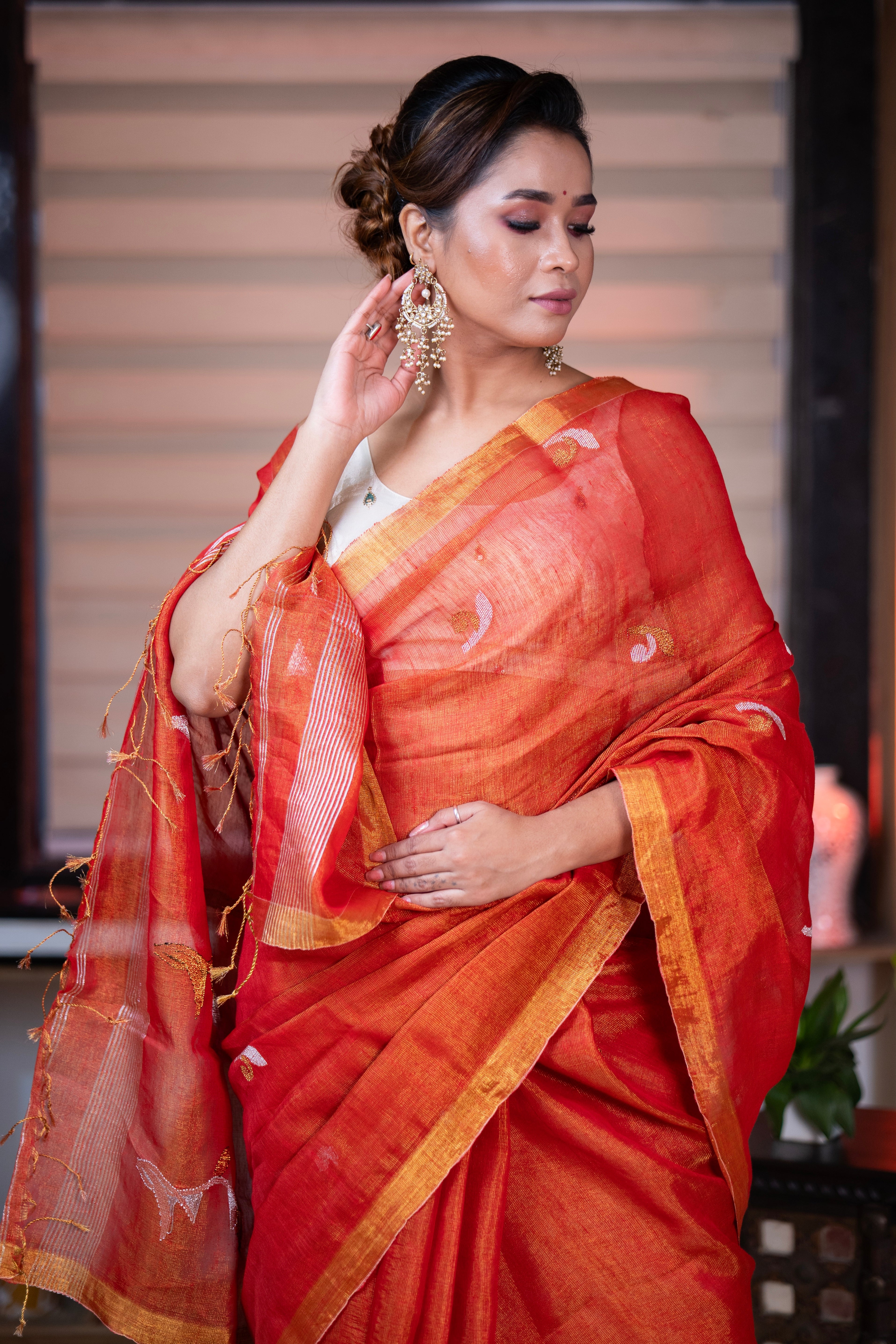 Orange Pure tissue Linen Handwoven Tulip Saree