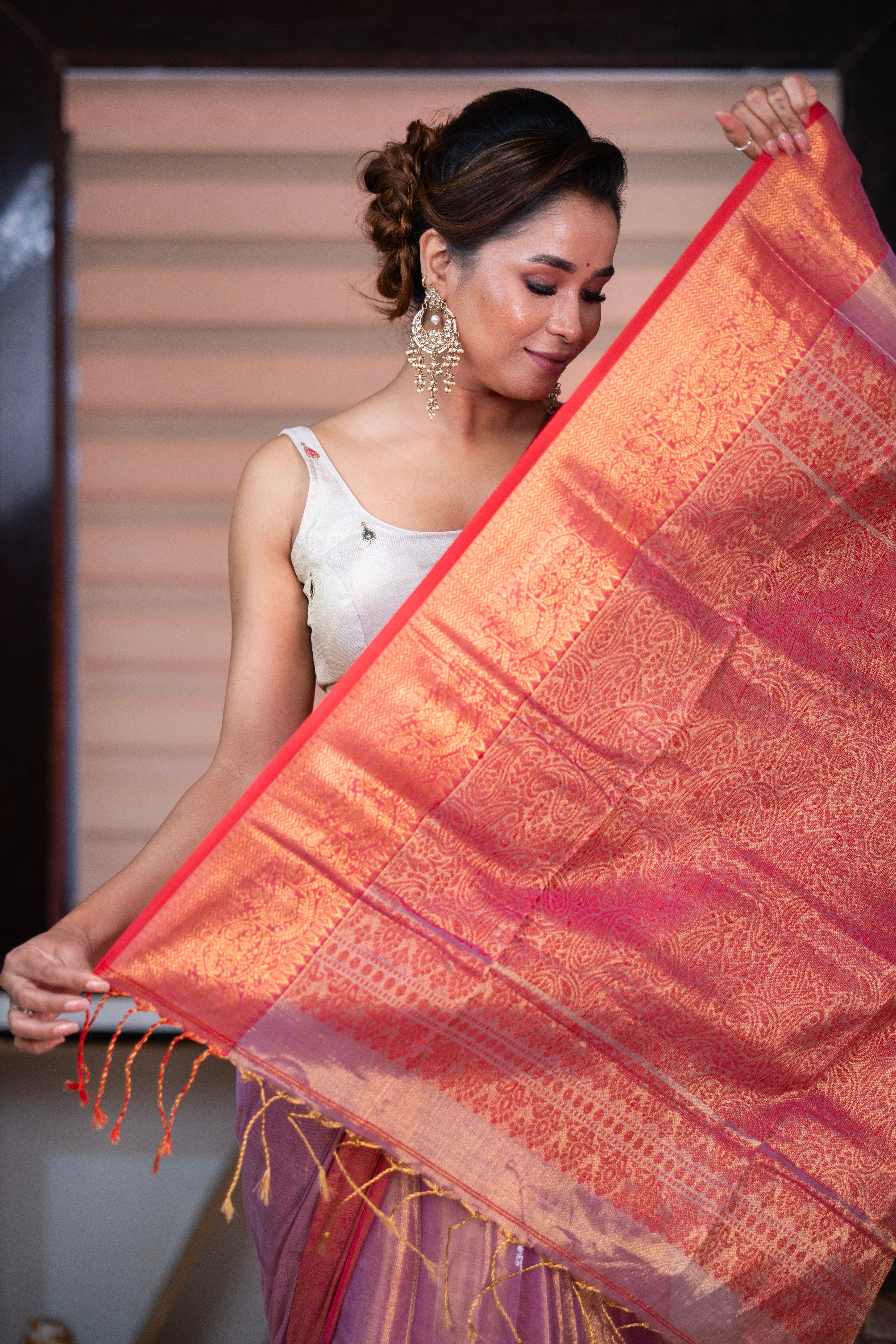 Metallic bubble Pink dual Tissue Linen Handwoven Saree