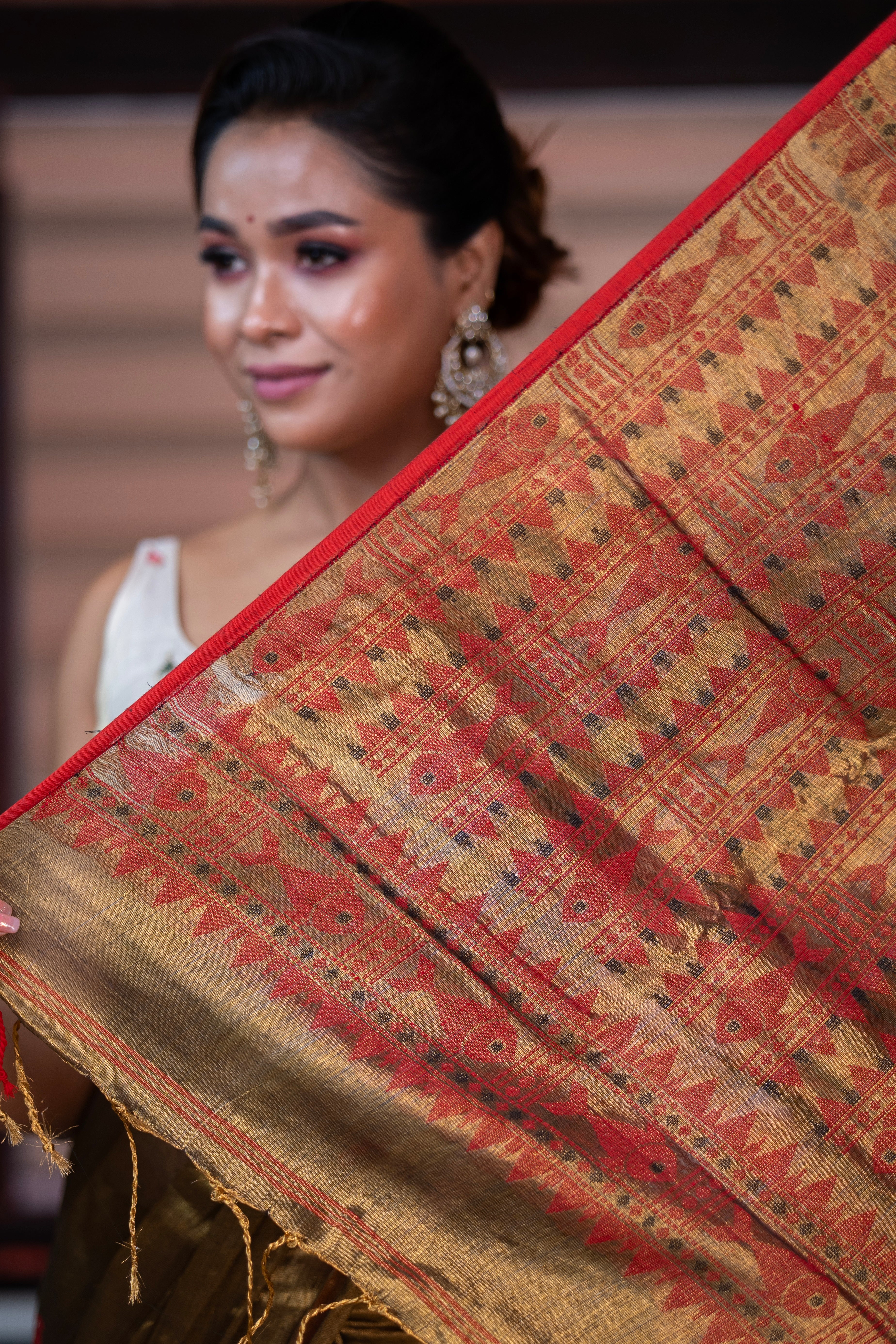 Metallic Copper Tissue Linen Handwoven Saree