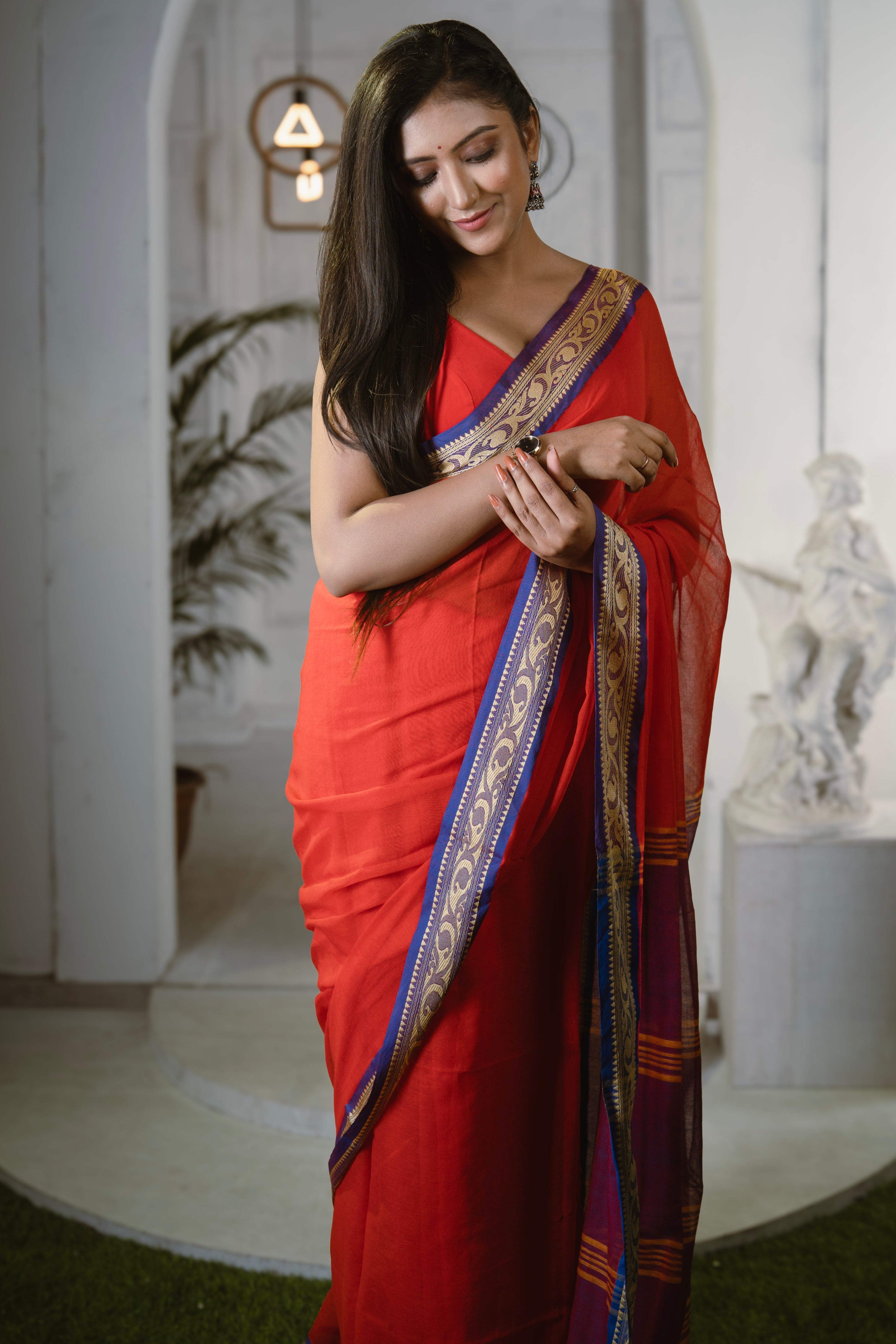 Handwoven Mulmul Cotton Saree- Red