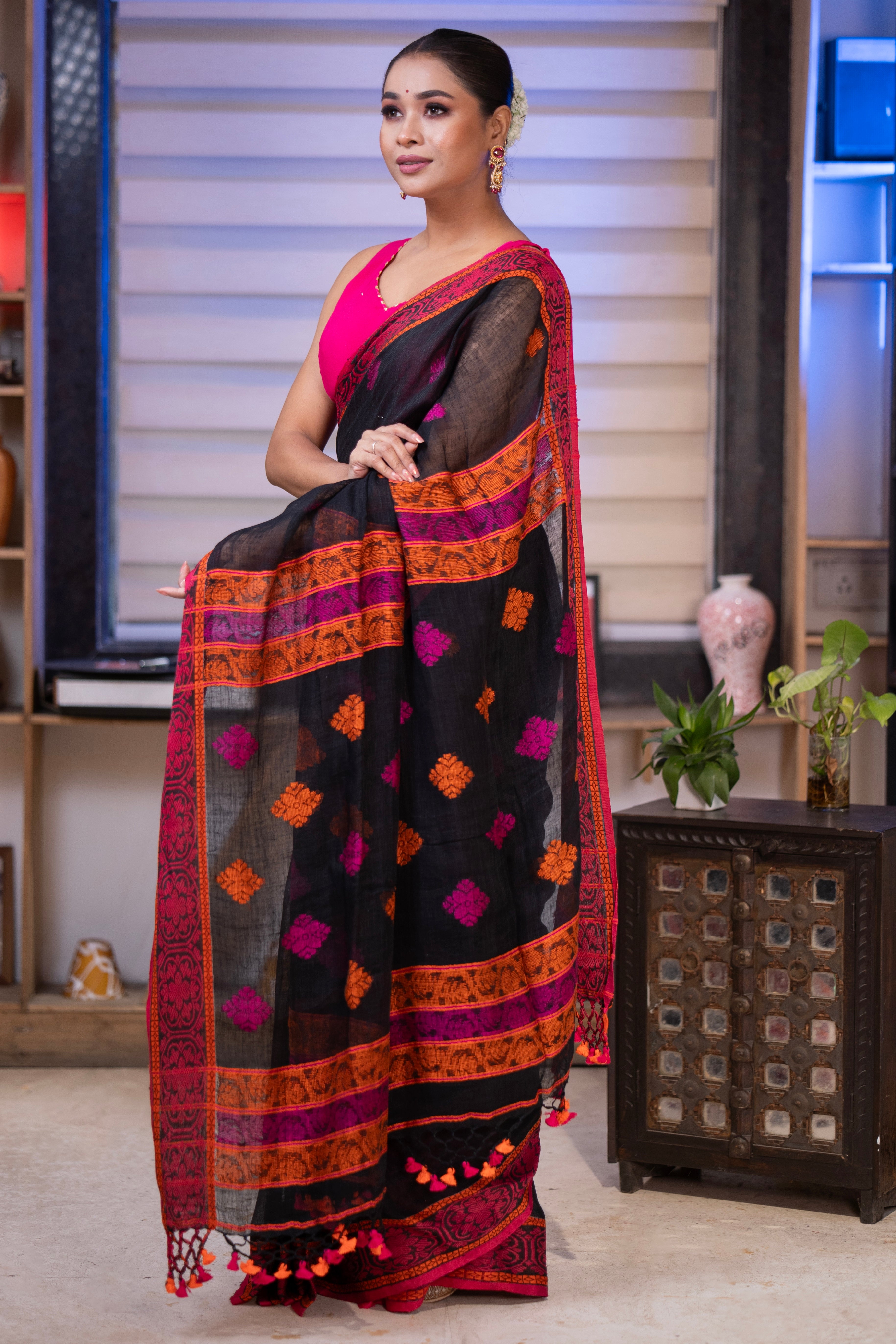 Black & Orange Linen Hand Woven Jamdani Saree