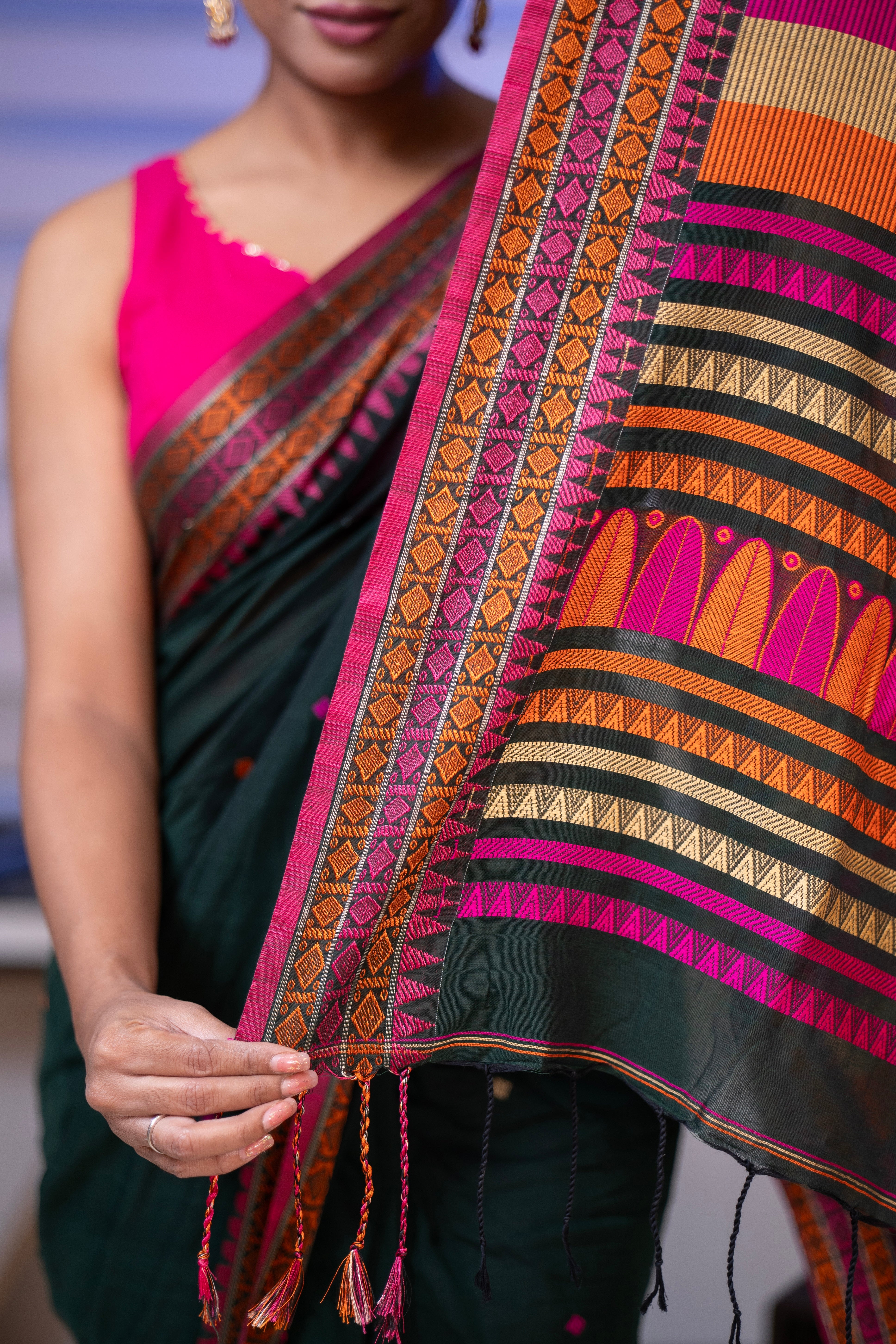 Pure Masrise Cotton Handwoven Saree-Deep Green