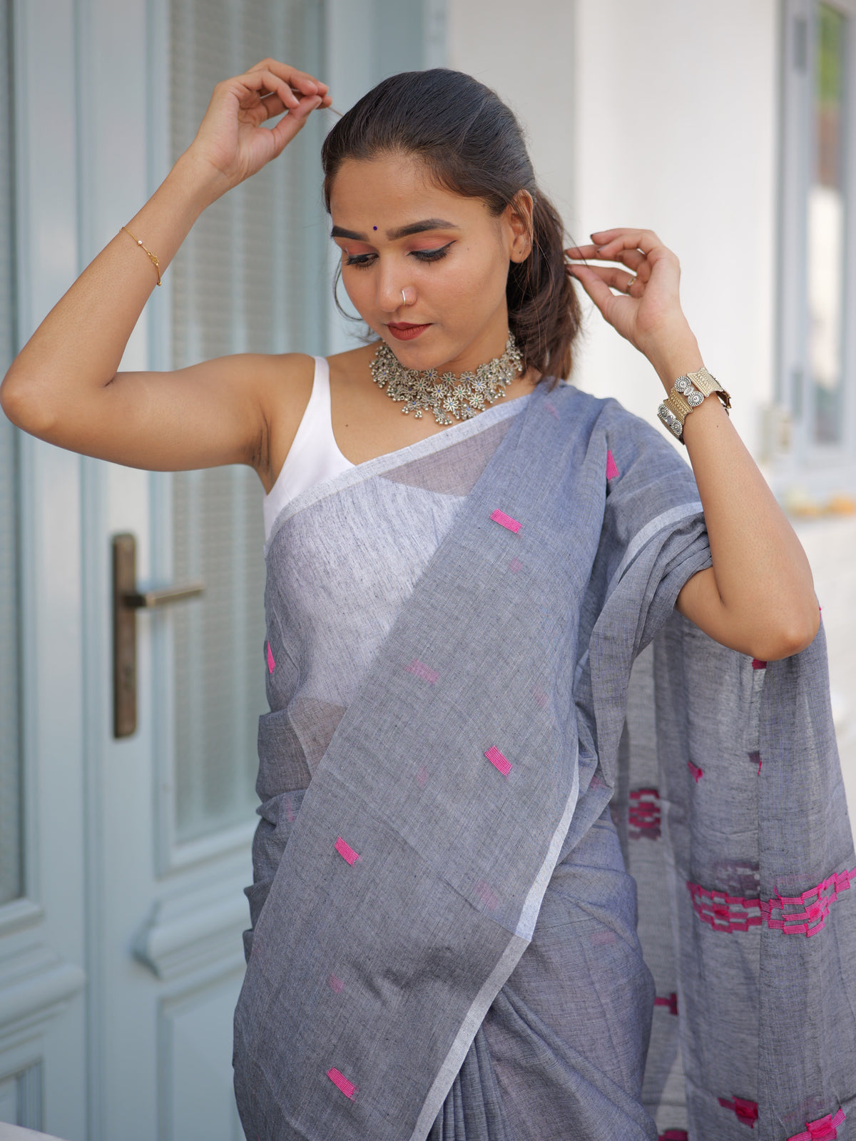 Dark Grey Hand Weaving Mul Mul Cotton Saree