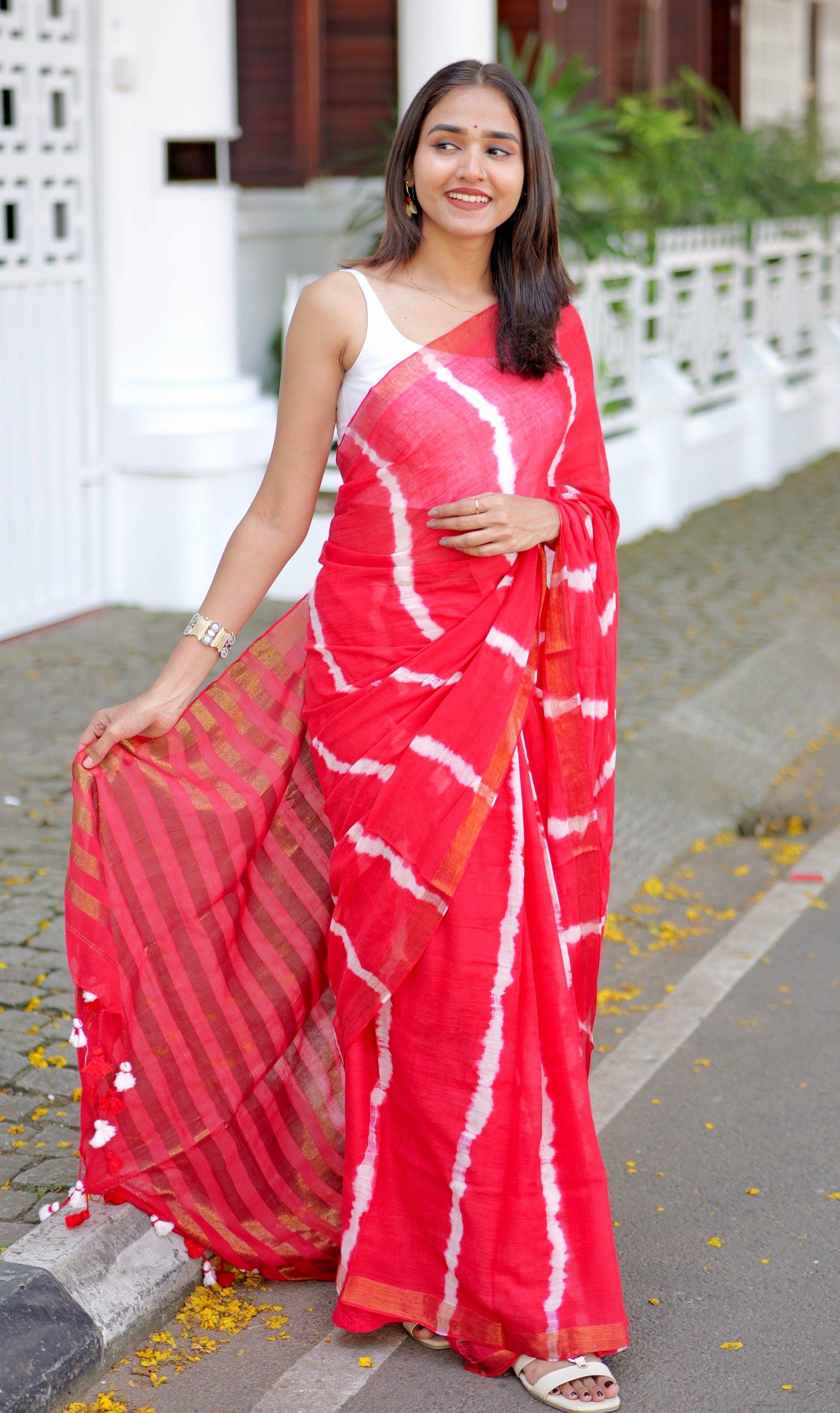 Red Shibori Print Mul Mul Cotton Saree