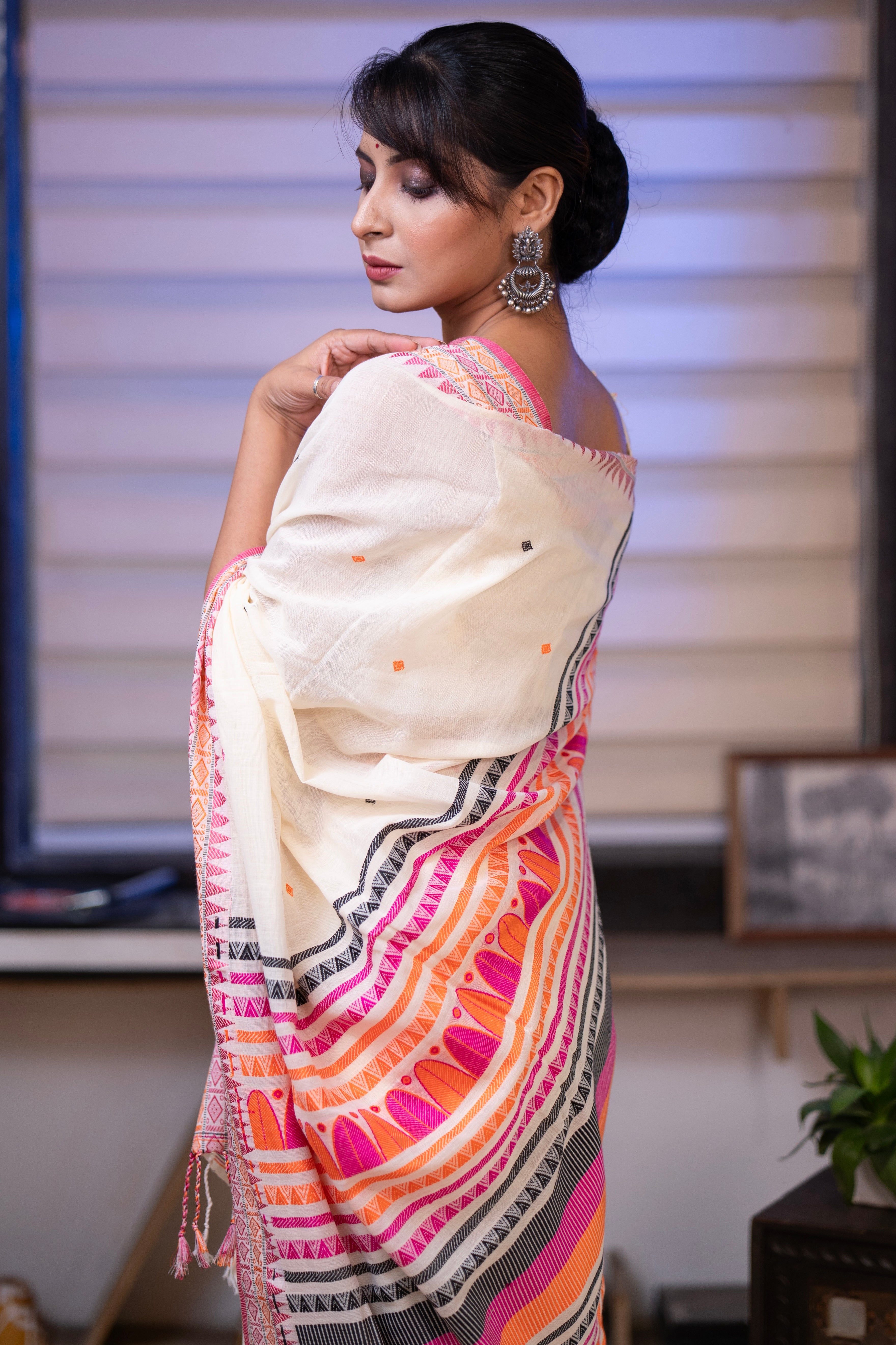 Pure Masrise Cotton Handwoven Saree-Cream