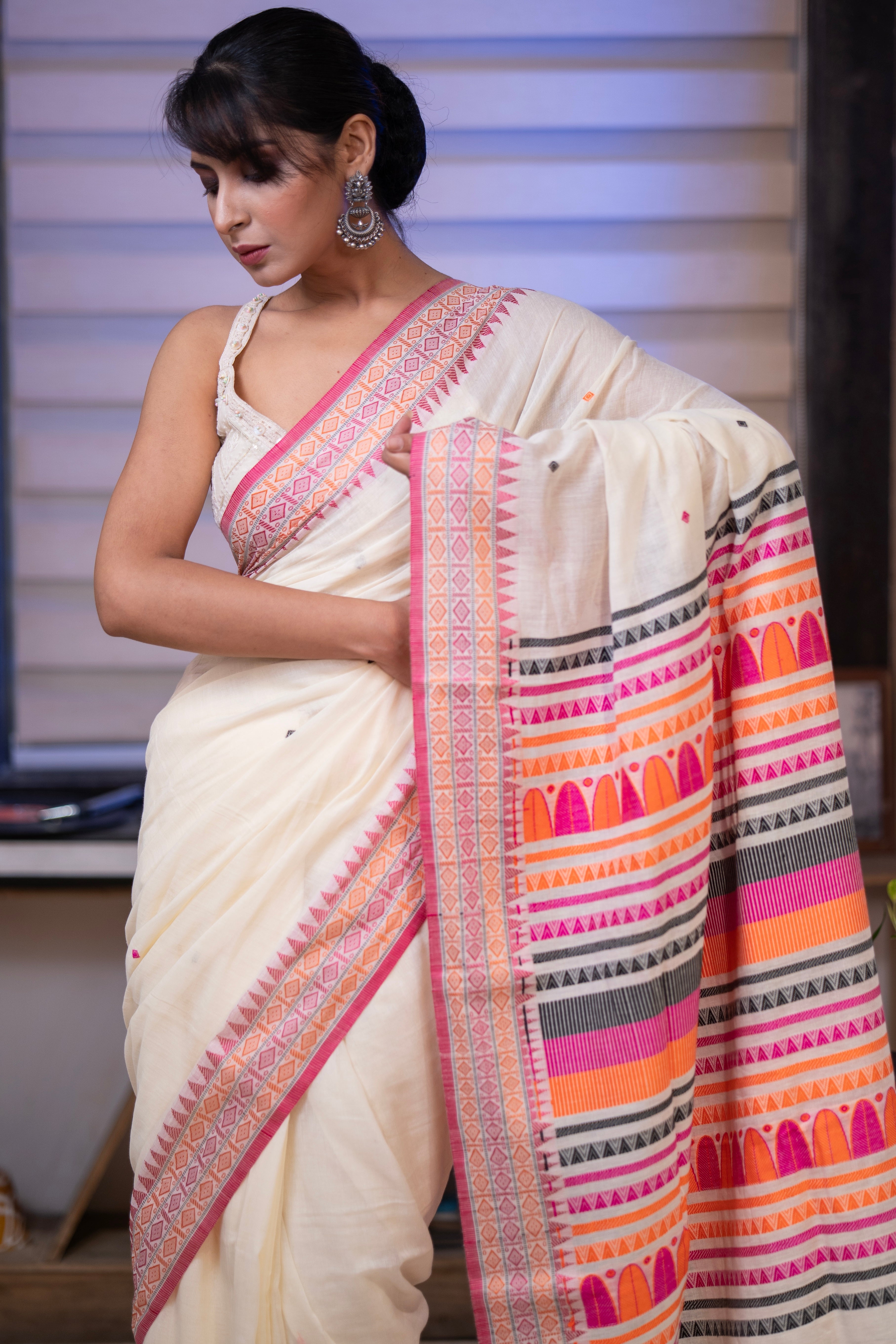 Pure Masrise Cotton Handwoven Saree-Cream
