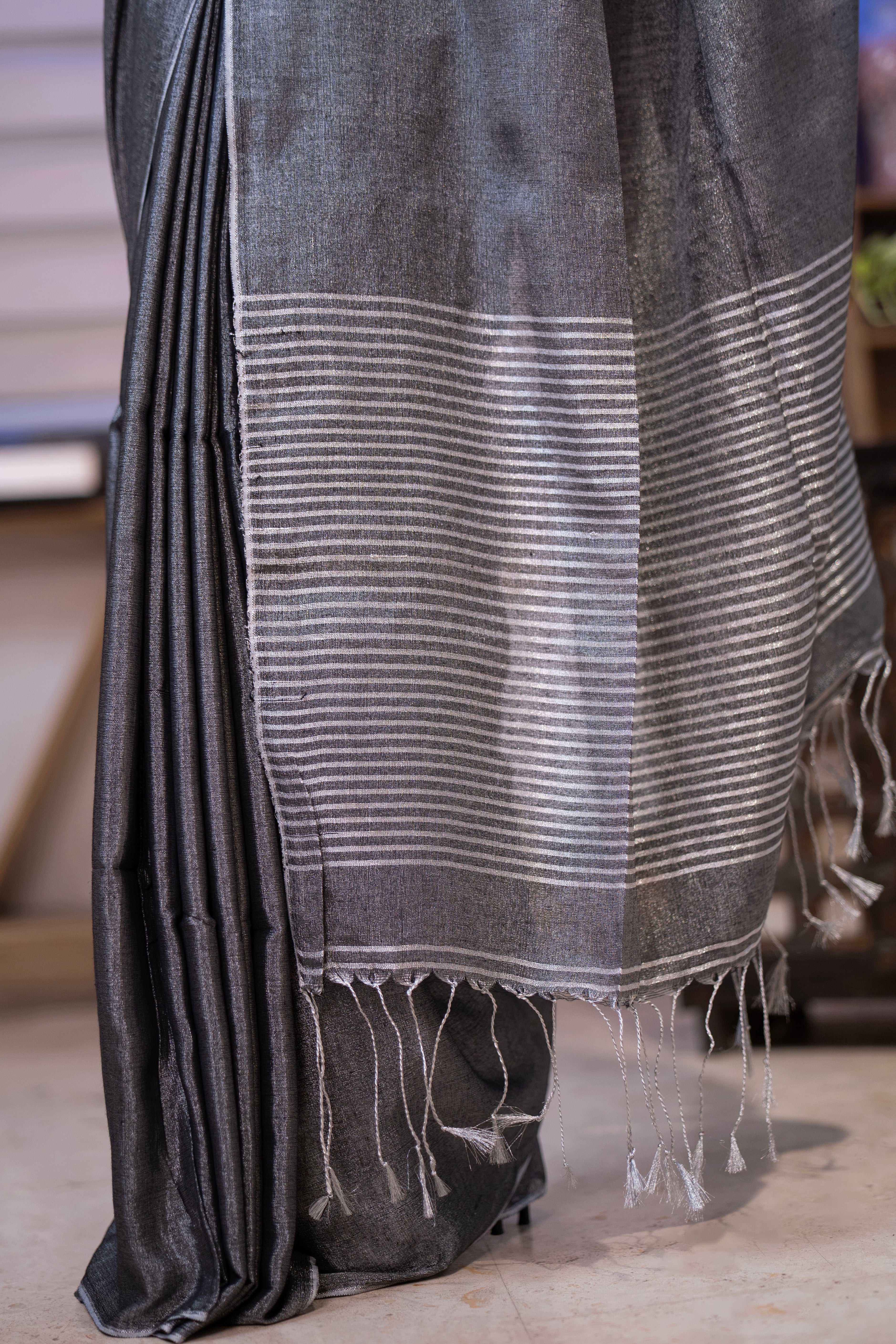 Lava Grey Dual Tone Pure Tissue Linen Saree