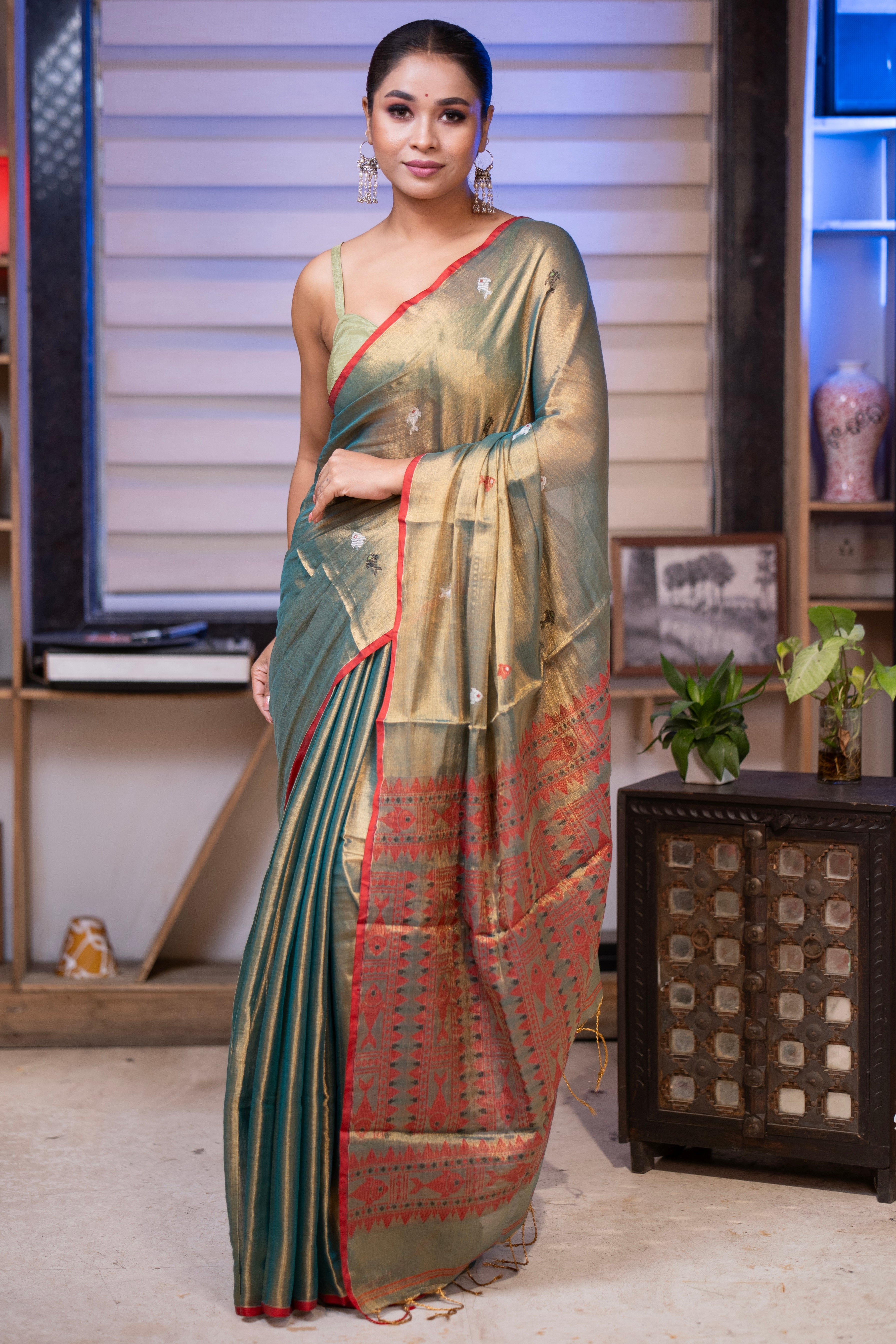 Metallic Persian green Tissue Linen Handwoven Saree