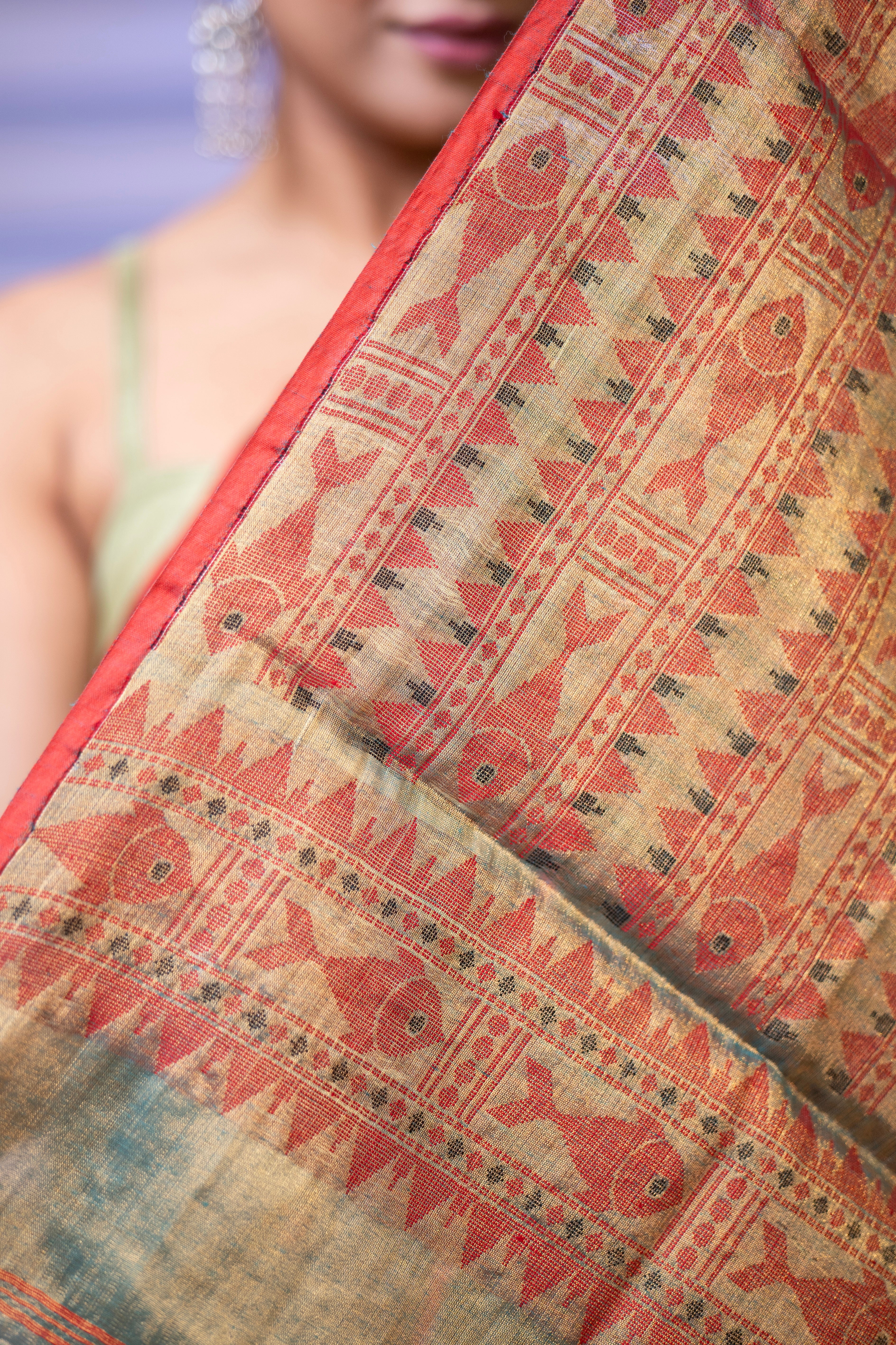 Metallic Persian green Tissue Linen Handwoven Saree