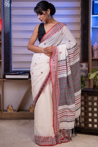 White Pure Masrise Cotton Hand Weaving Buti Saree with contrast blouse piece